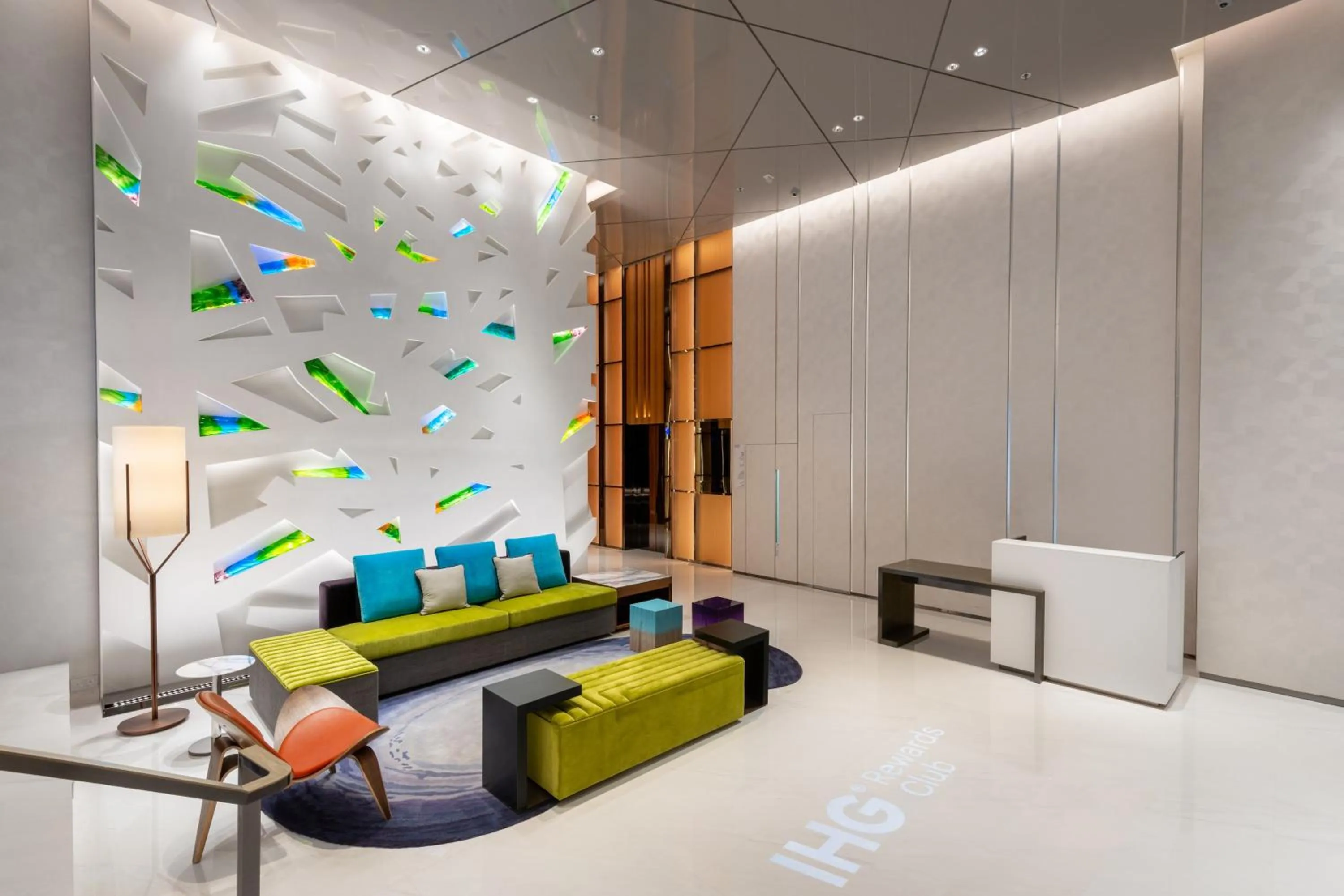 Decorative detail, Bed in Holiday Inn Express Hong Kong Kowloon CBD2 by IHG