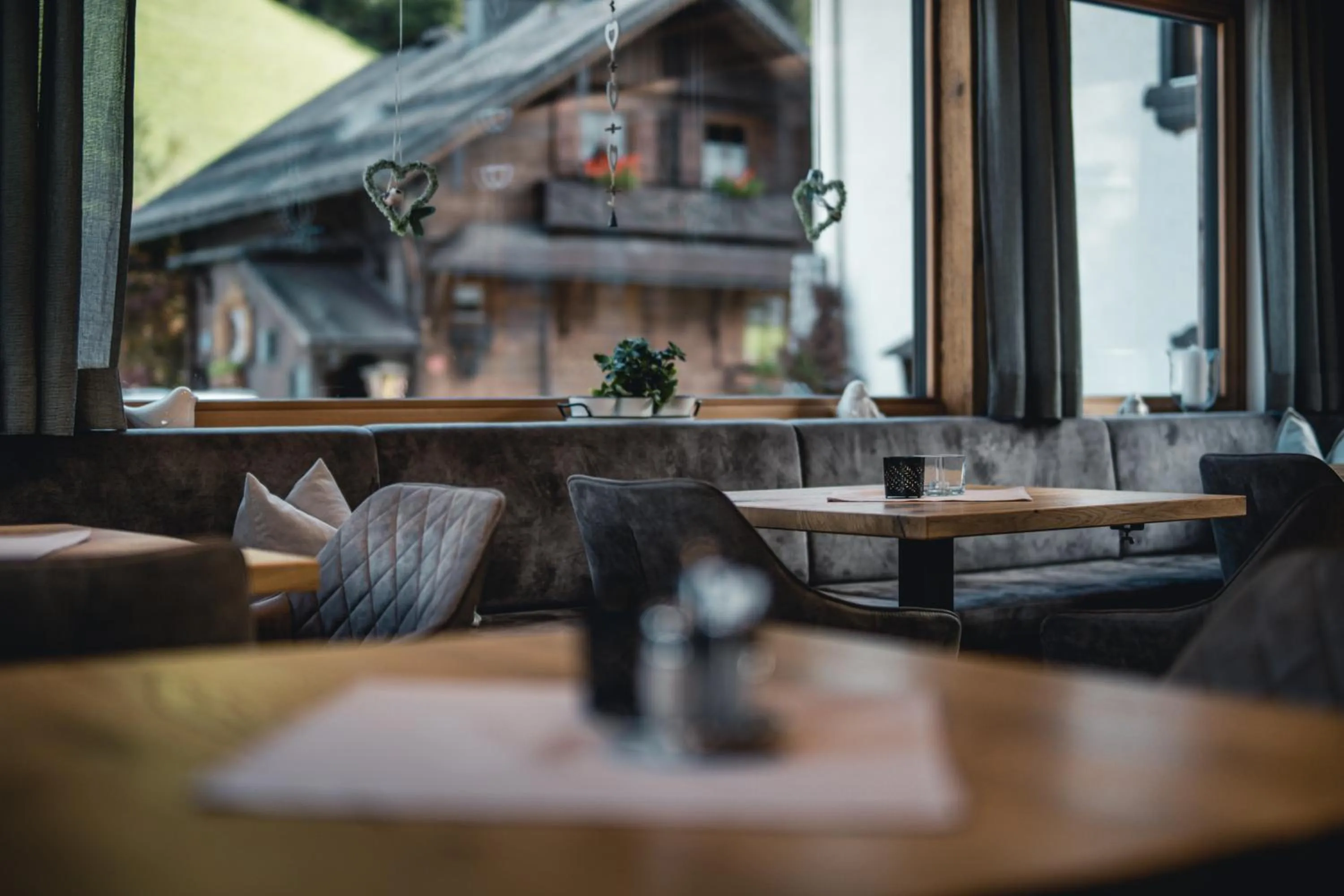 Restaurant/places to eat in Hotel Landhaus Neumayr