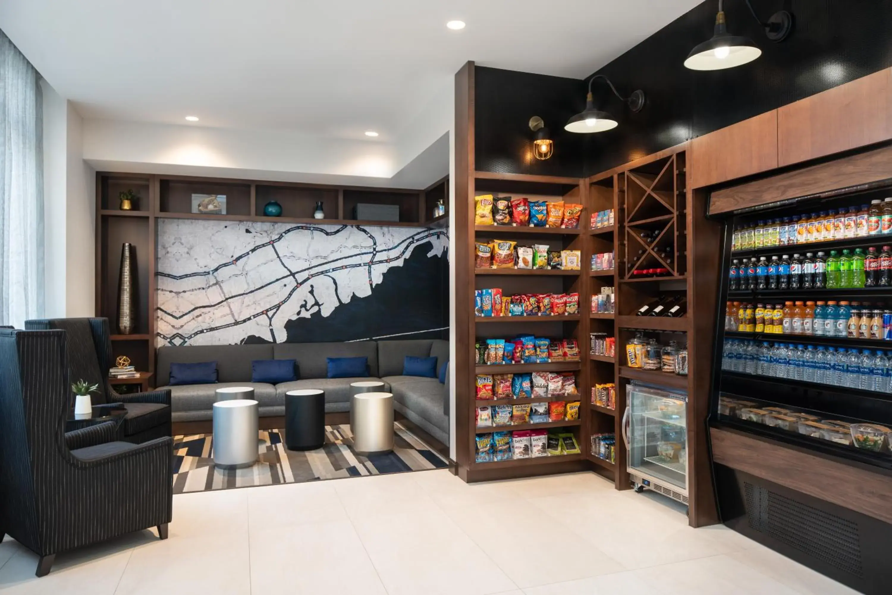 Lounge or bar in Hyatt Place San Francisco/Downtown Lounge or bar in Hyatt Place San Francisco/Downtown