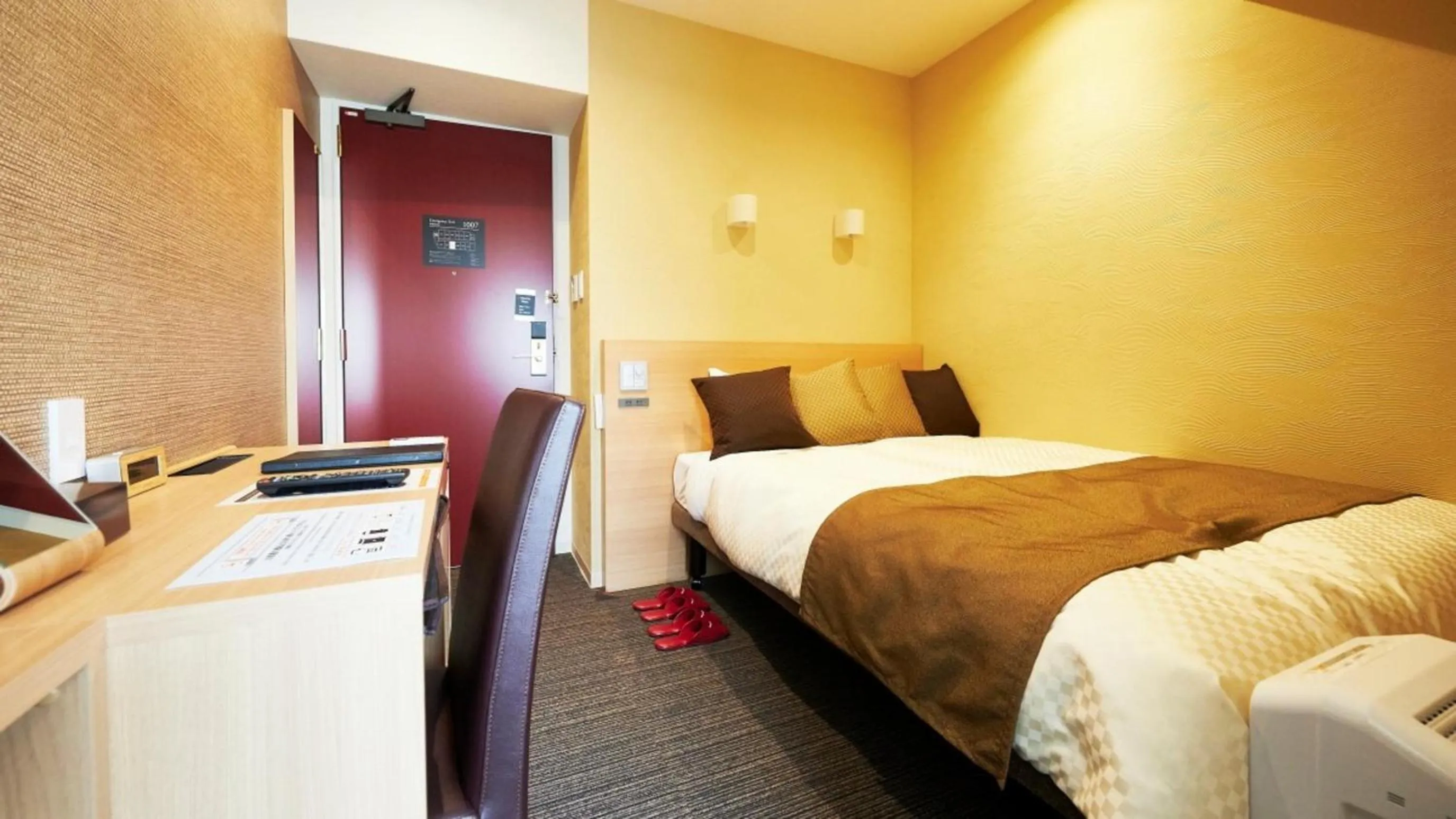 Bed in The Celecton Kyoto Horikawa Sanjo