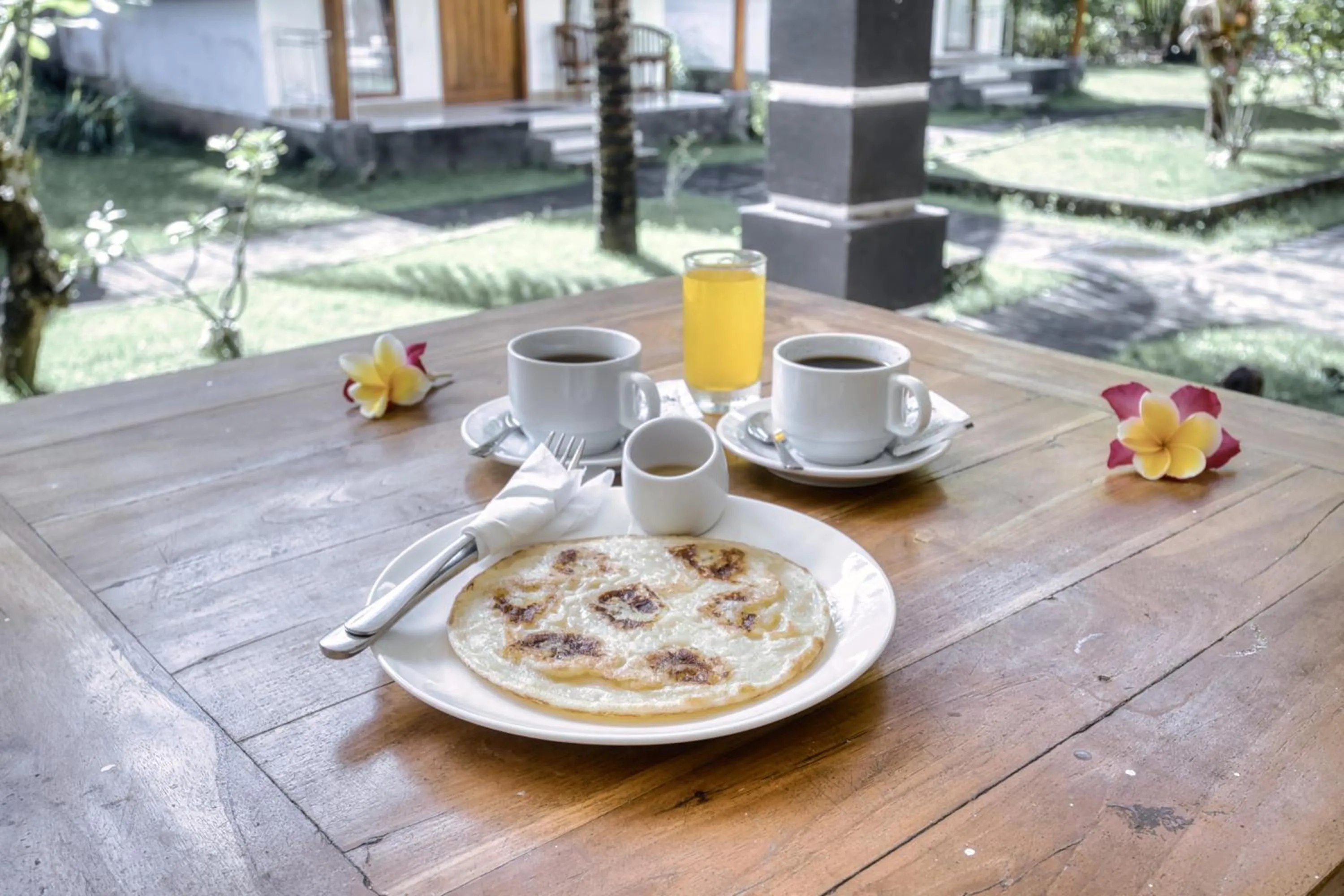 Food and drinks in Komurd Lavender Bungalow