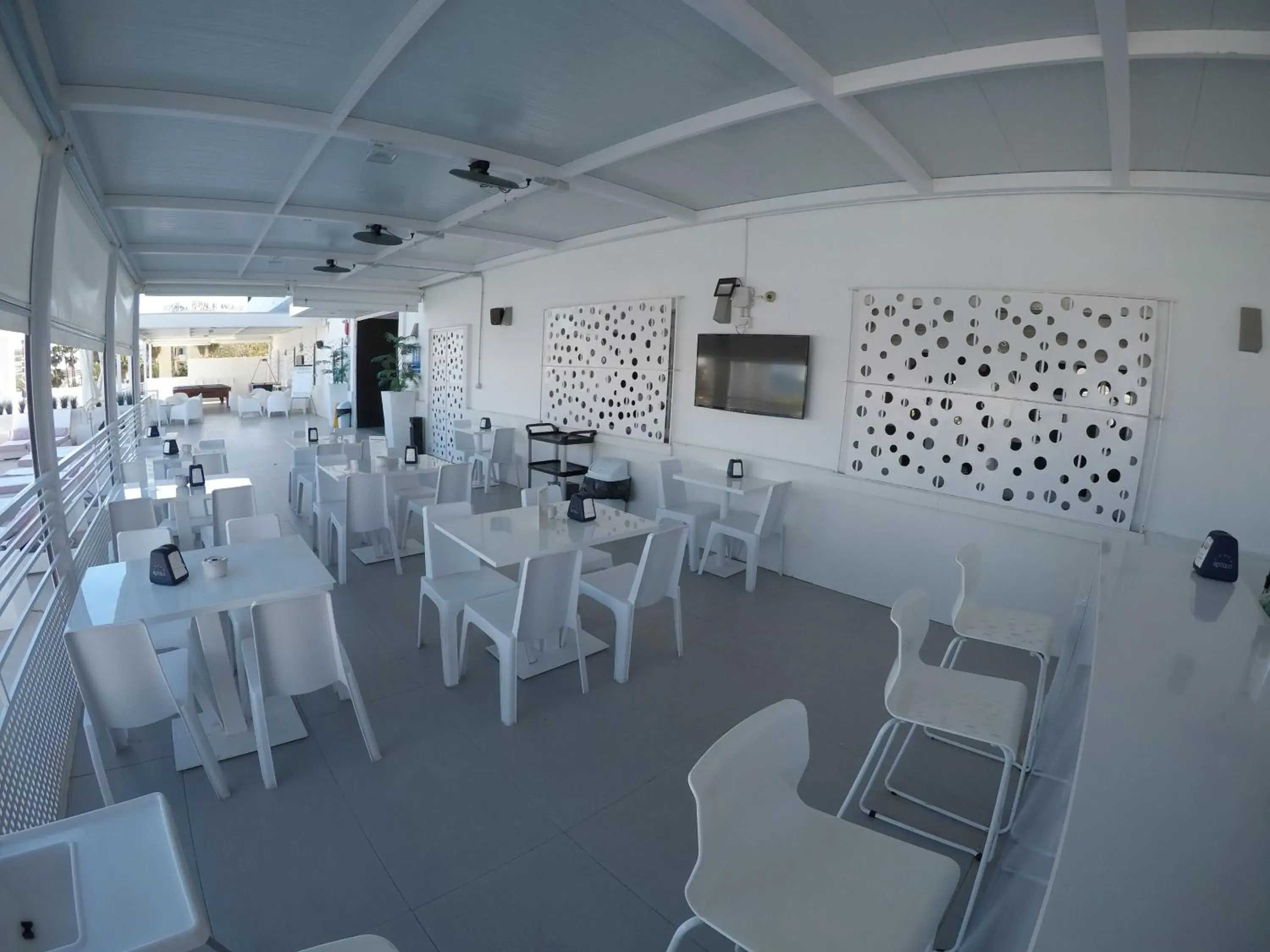 Food and drinks in Hotel Natursun Food and drinks in Hotel Natursun