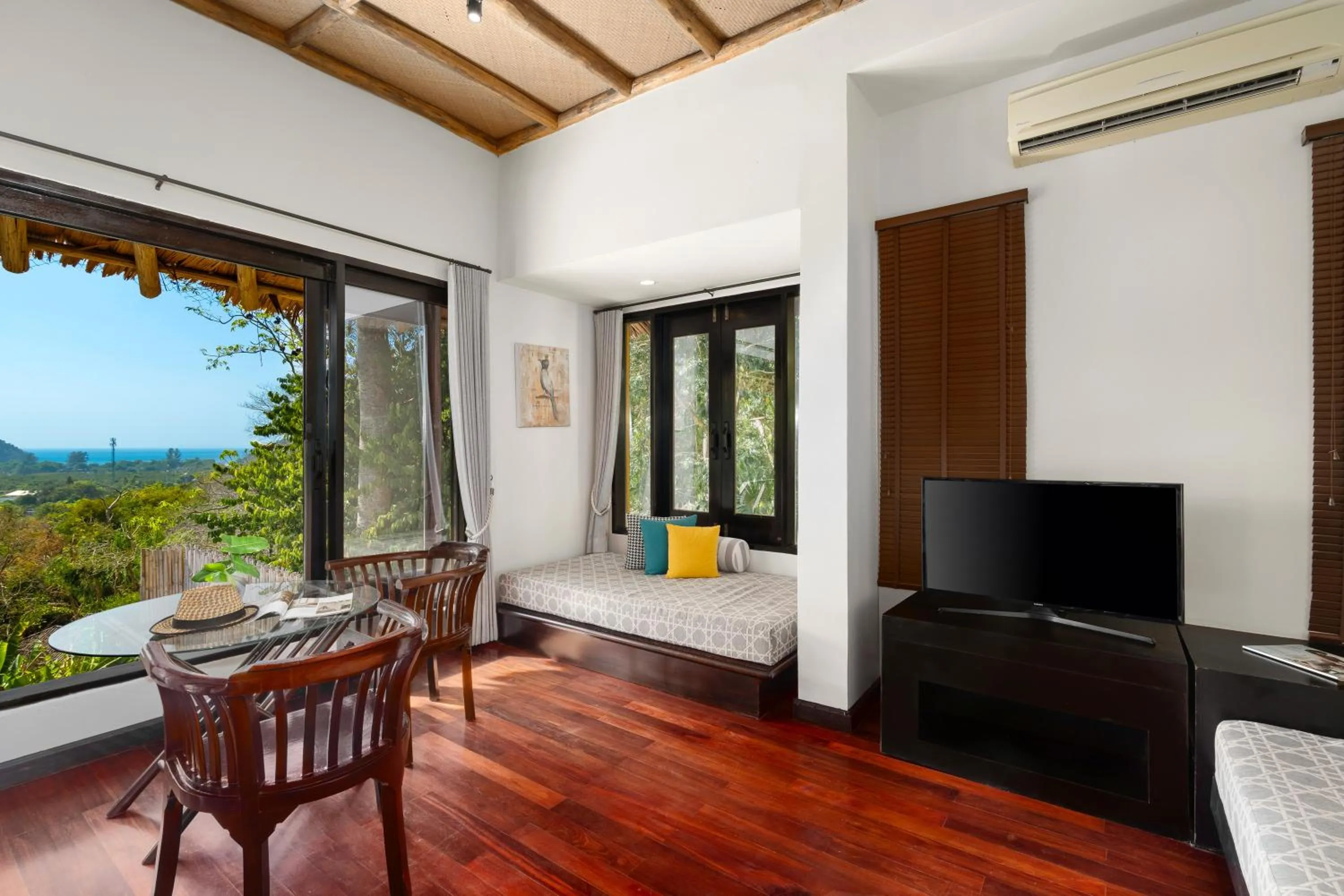 TV and multimedia in SAii Phi Phi Island Village