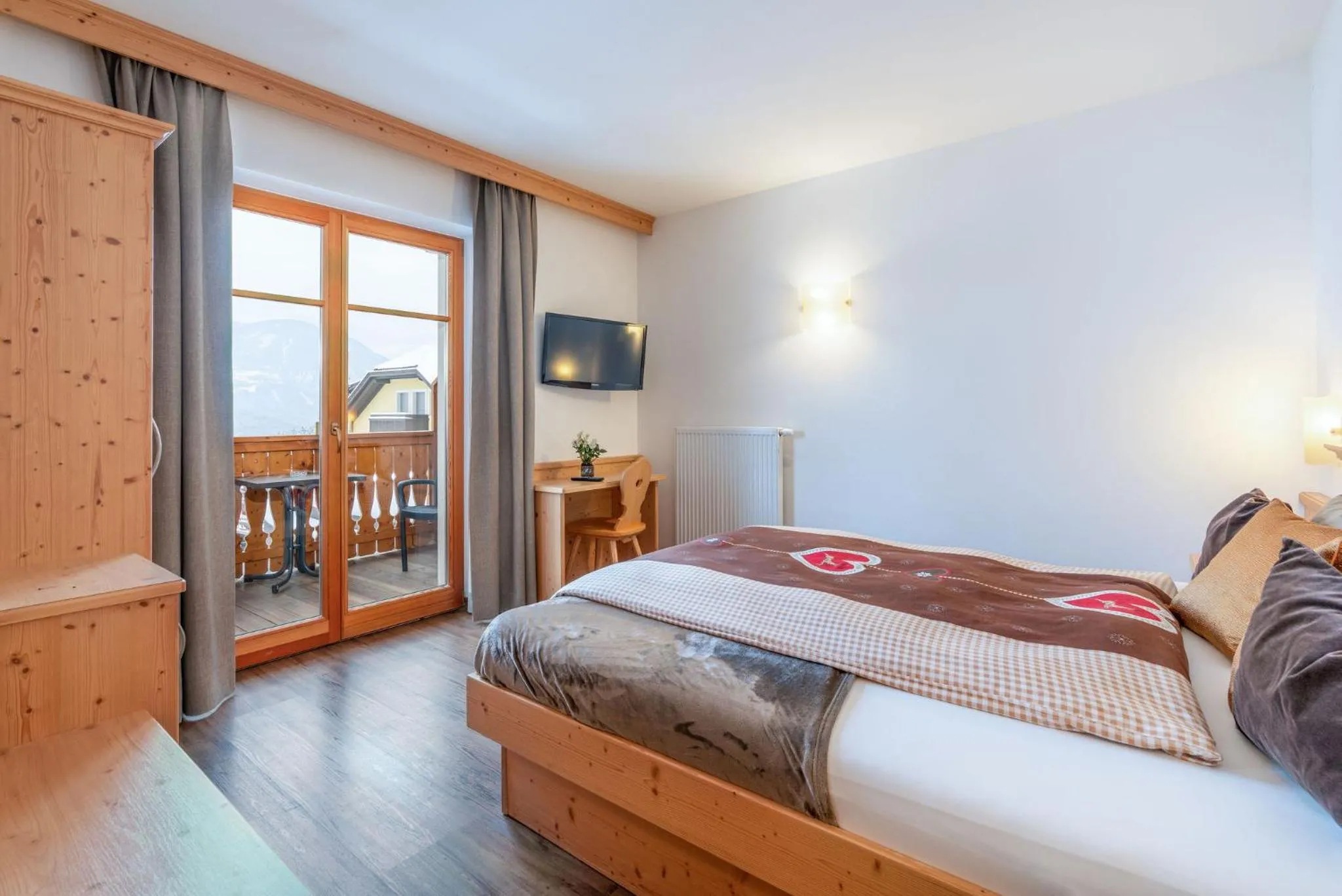 Bed in Hotel Lindnerhof