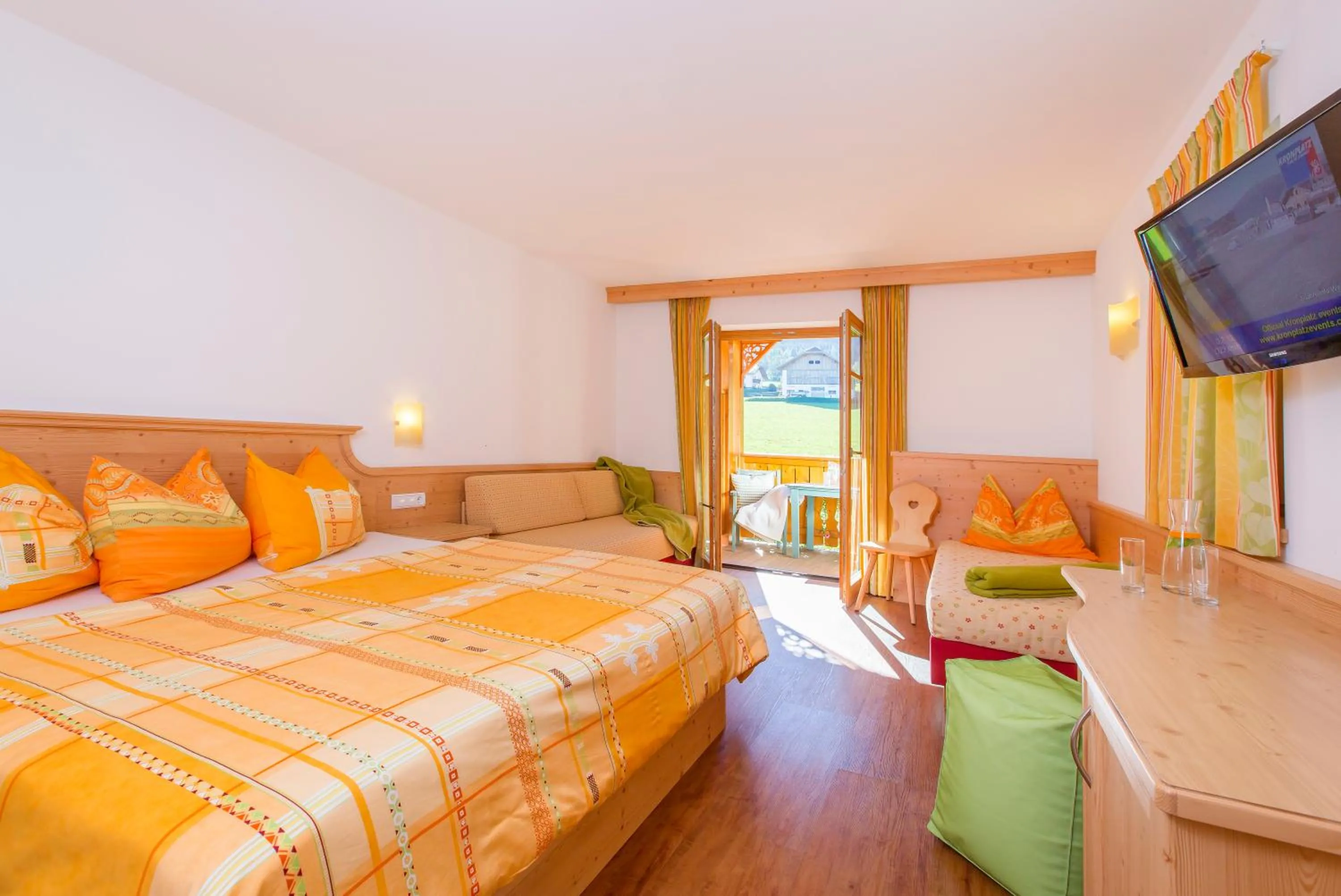 Photo of the whole room, Bed in Hotel Lindnerhof