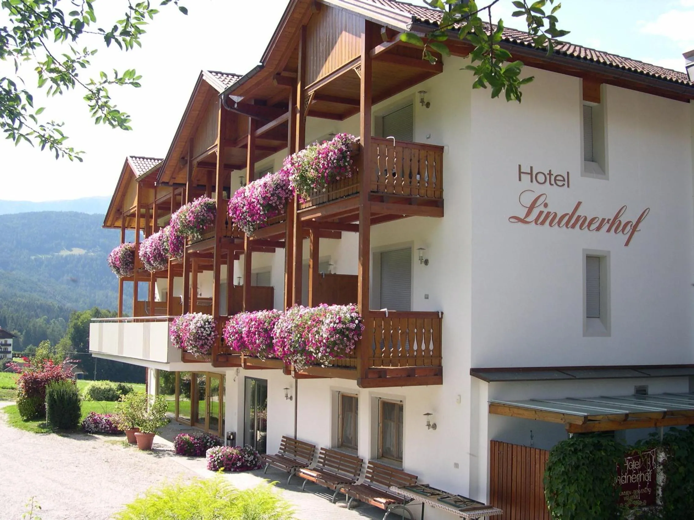 Property building in Hotel Lindnerhof