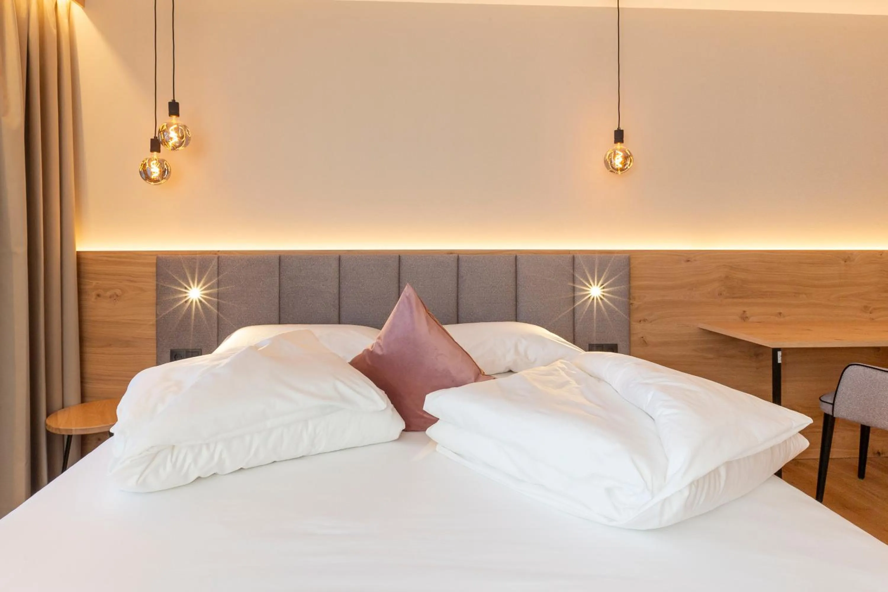 Bed in Hotel Lindnerhof