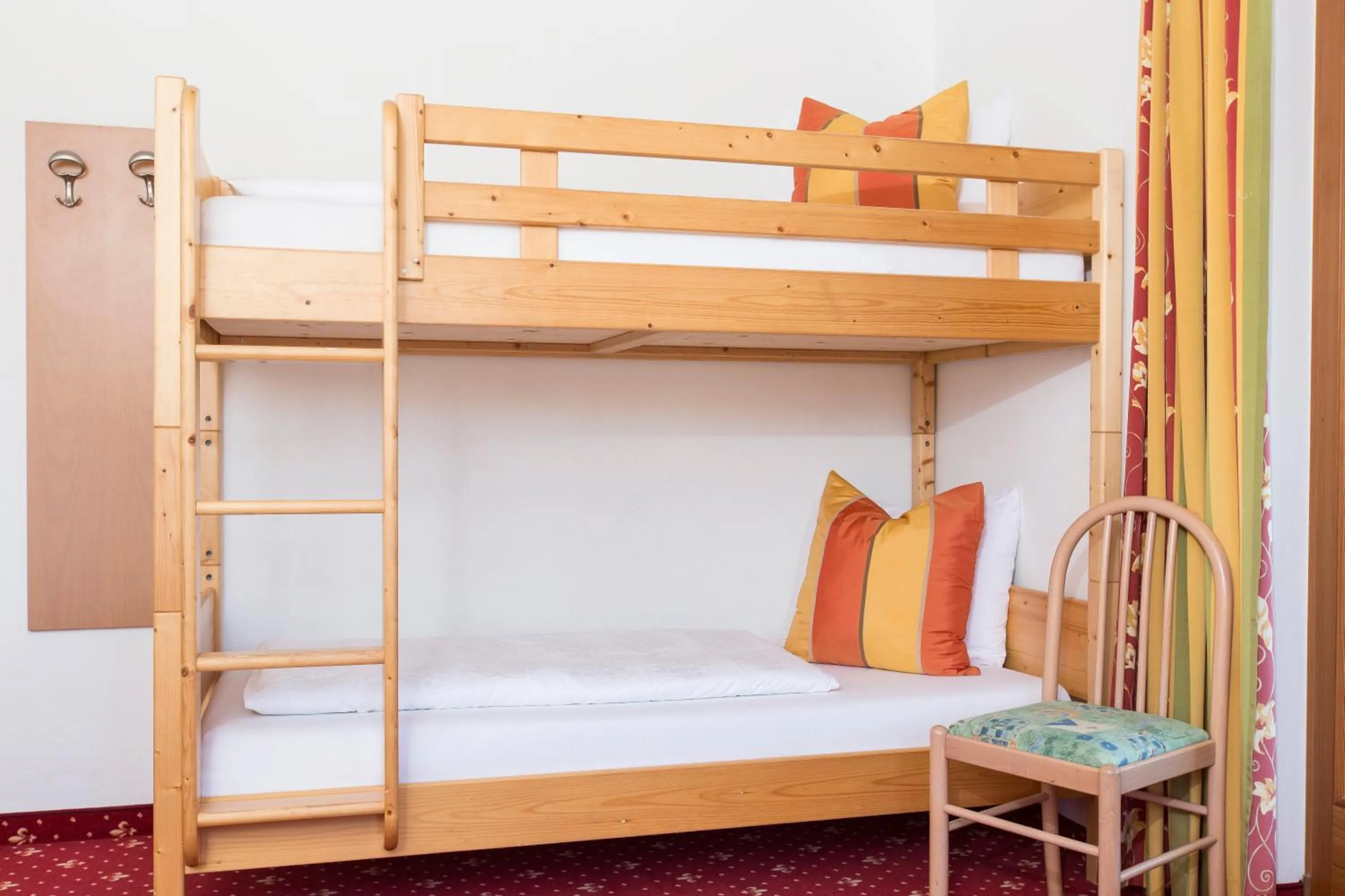 bunk bed, Bed in Hotel Lindnerhof
