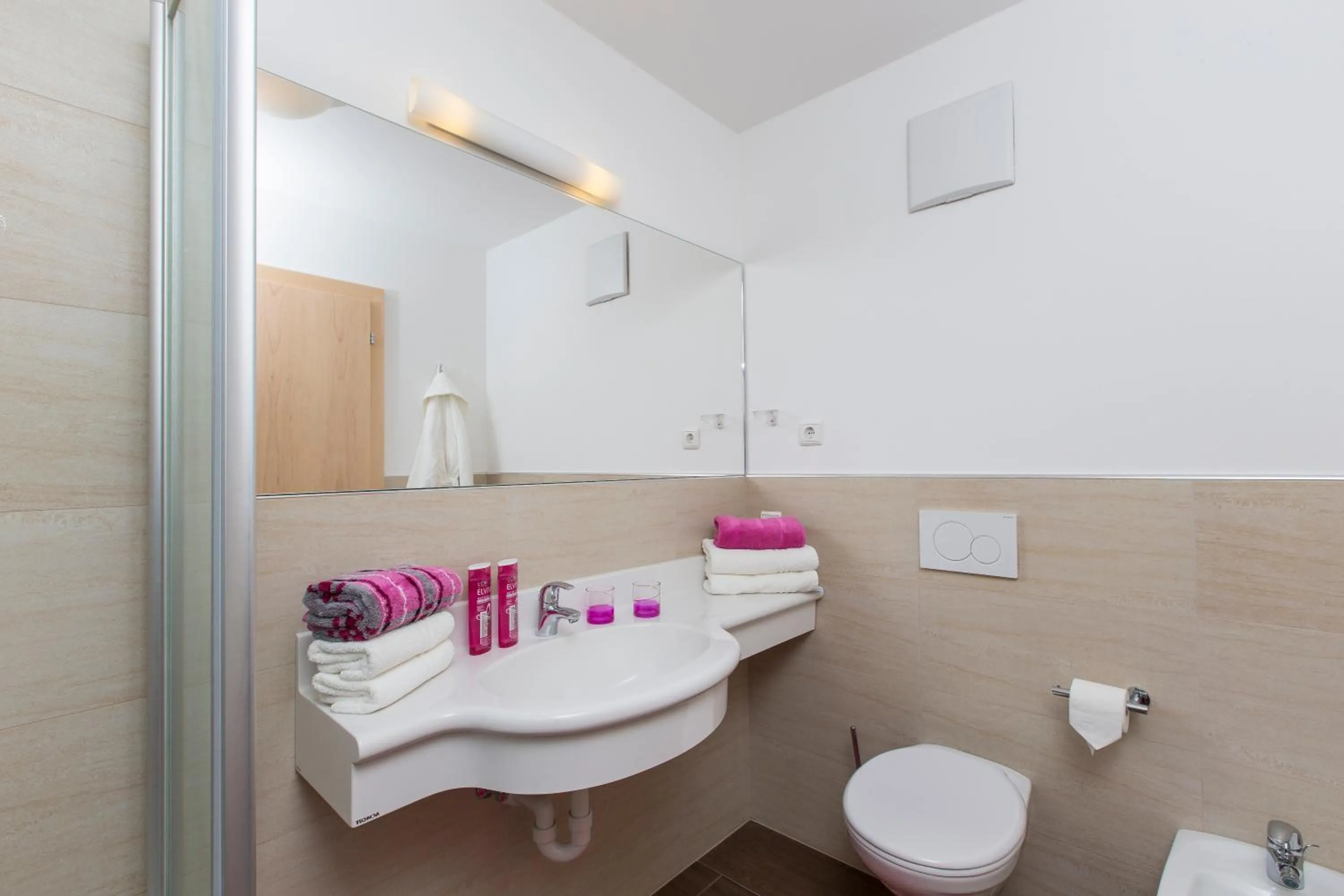 Bathroom in Hotel Lindnerhof