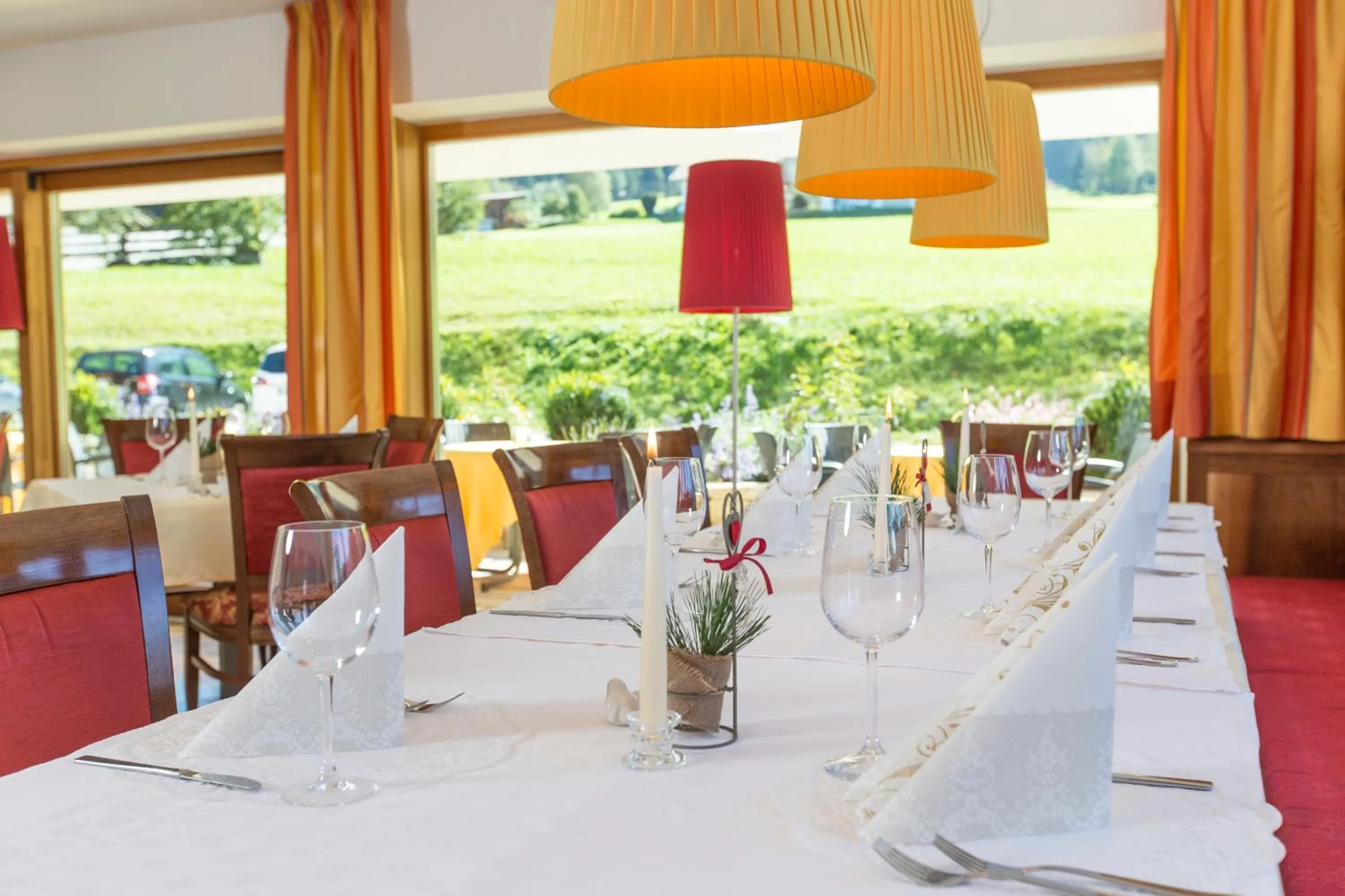 Restaurant/places to eat in Hotel Lindnerhof