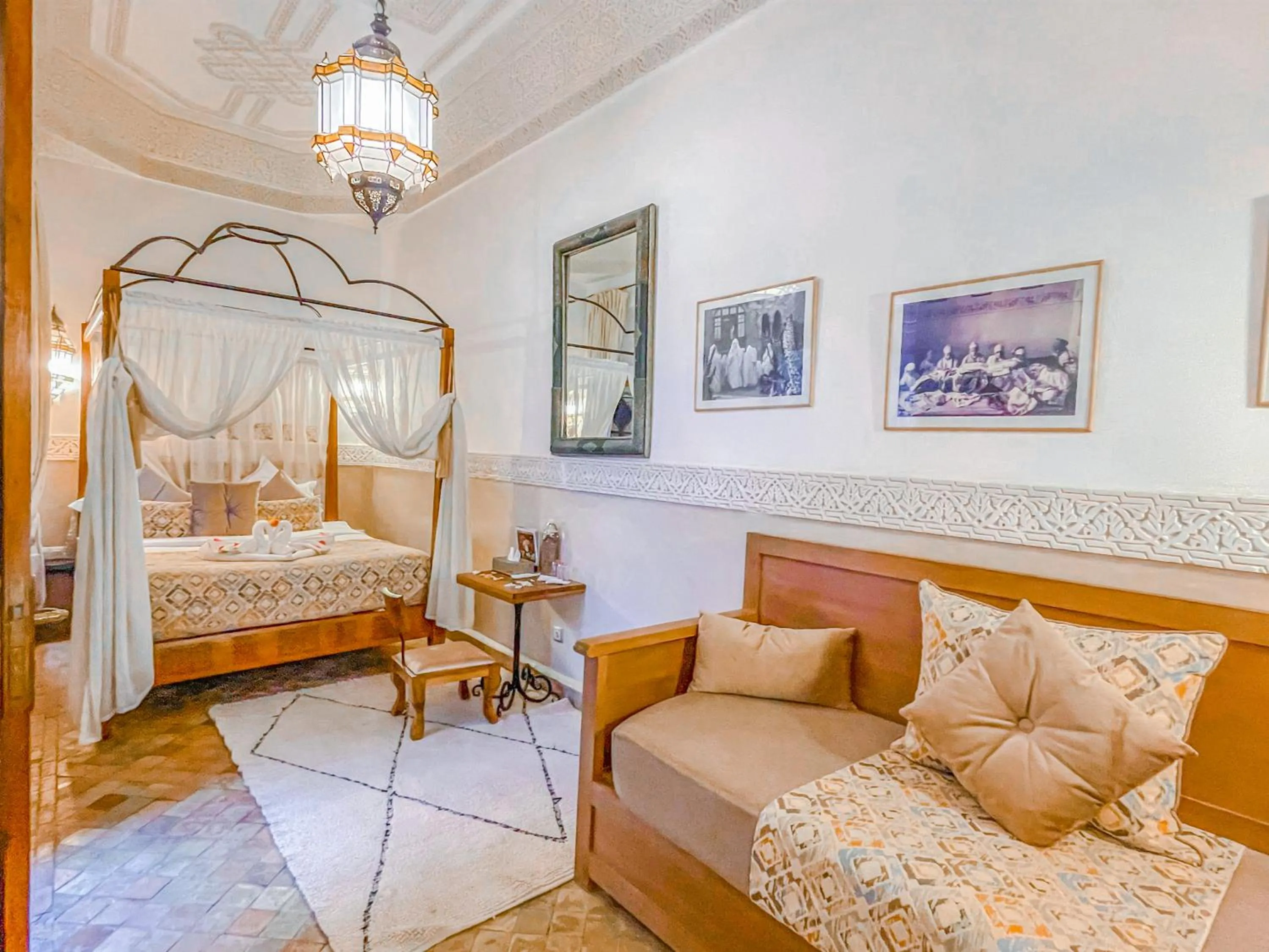 Bedroom, Bed in Riad Melhoun & Spa