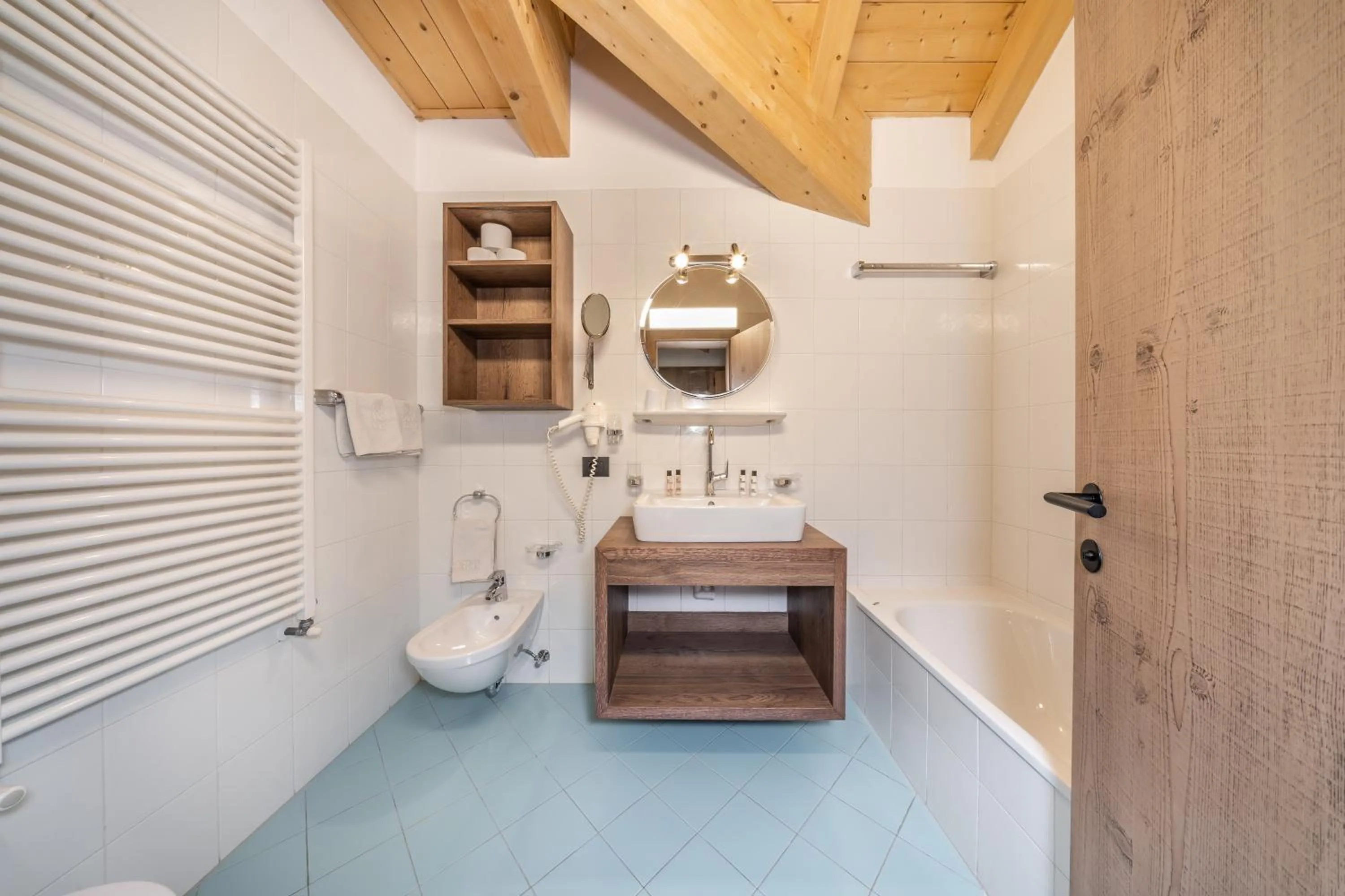 Bathroom in Apartments & Garnì Pre Da Nai