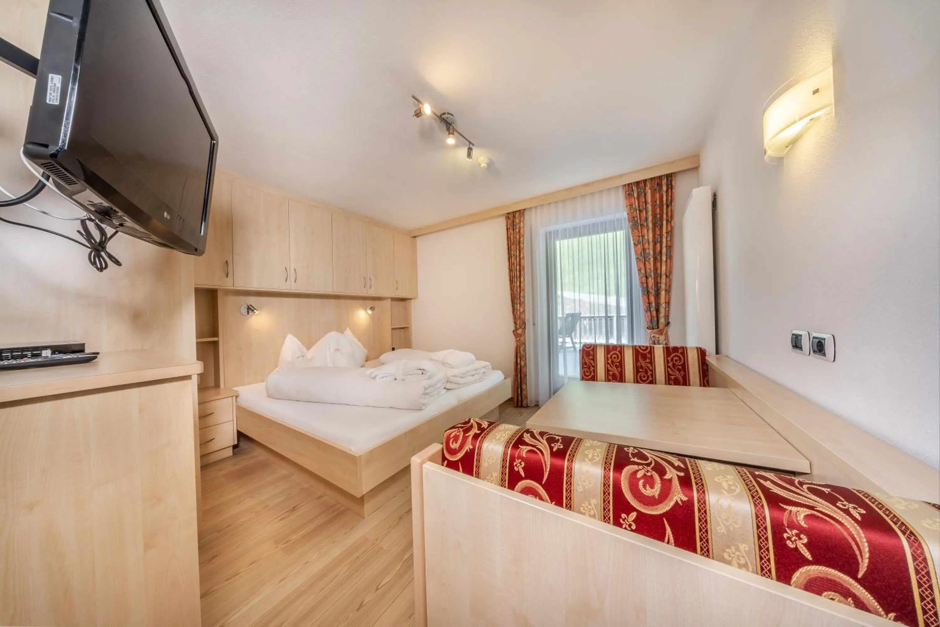 Bed in Apartments & Garnì Pre Da Nai