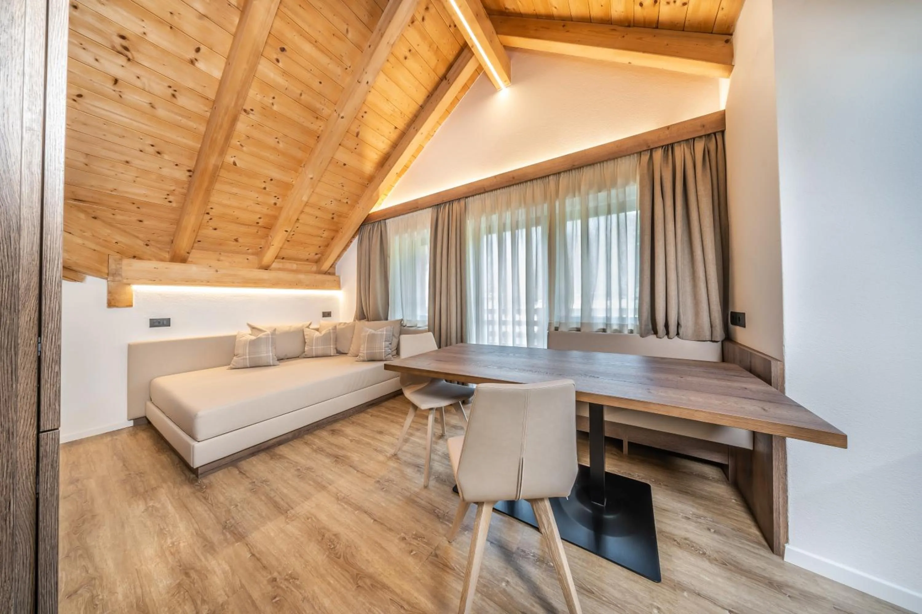 Living room, Bed in Apartments & Garnì Pre Da Nai
