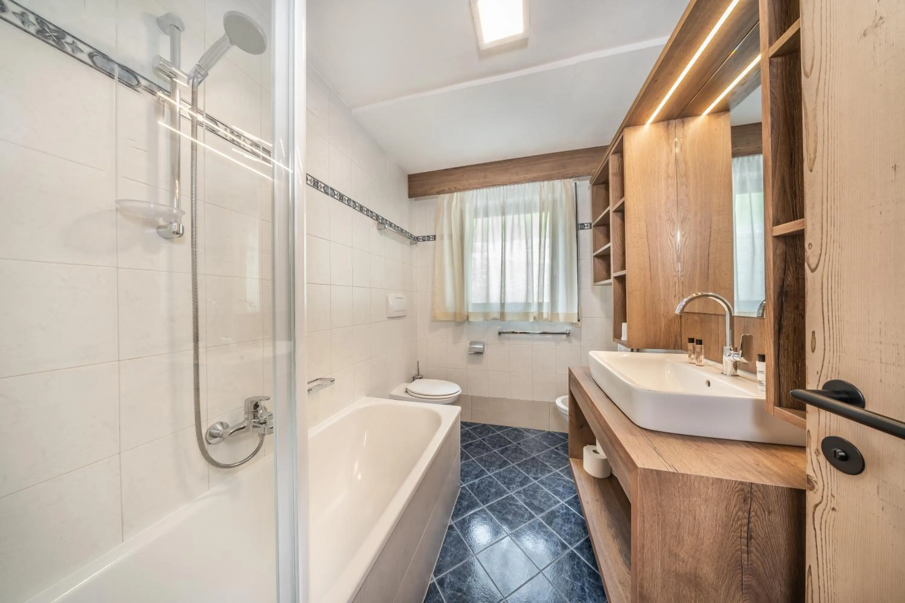 Toilet in Apartments & Garnì Pre Da Nai
