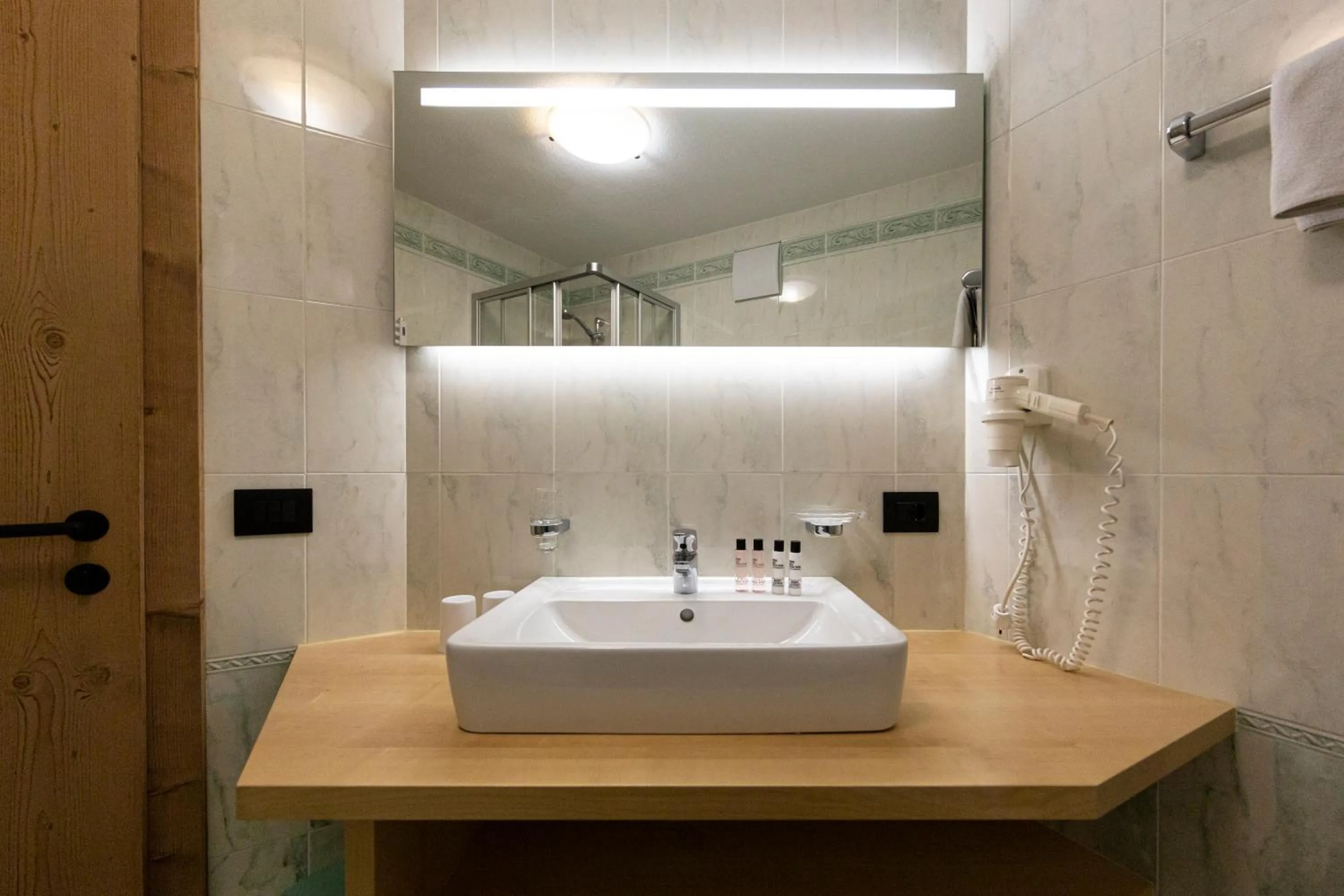 Bathroom in Apartments & Garnì Pre Da Nai