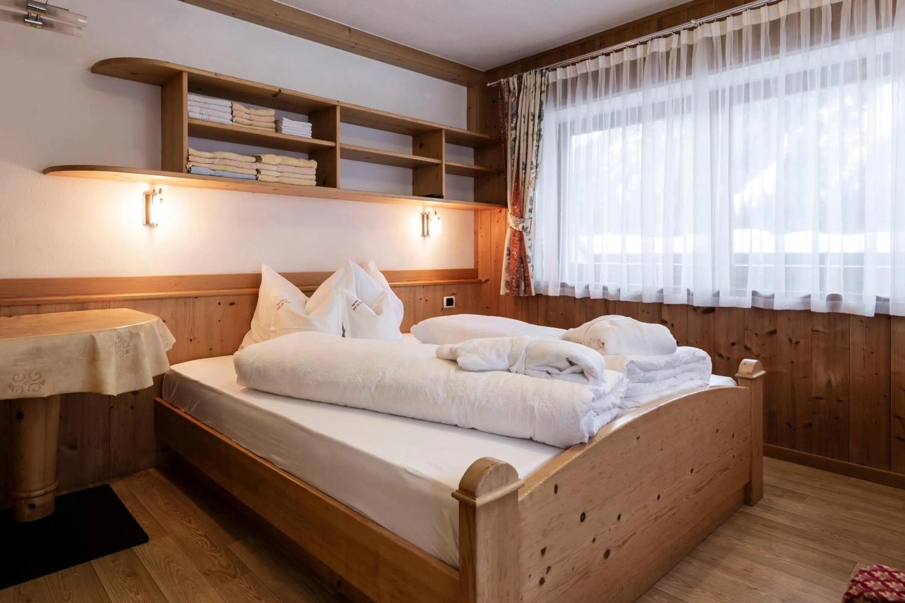 Bed in Apartments & Garnì Pre Da Nai