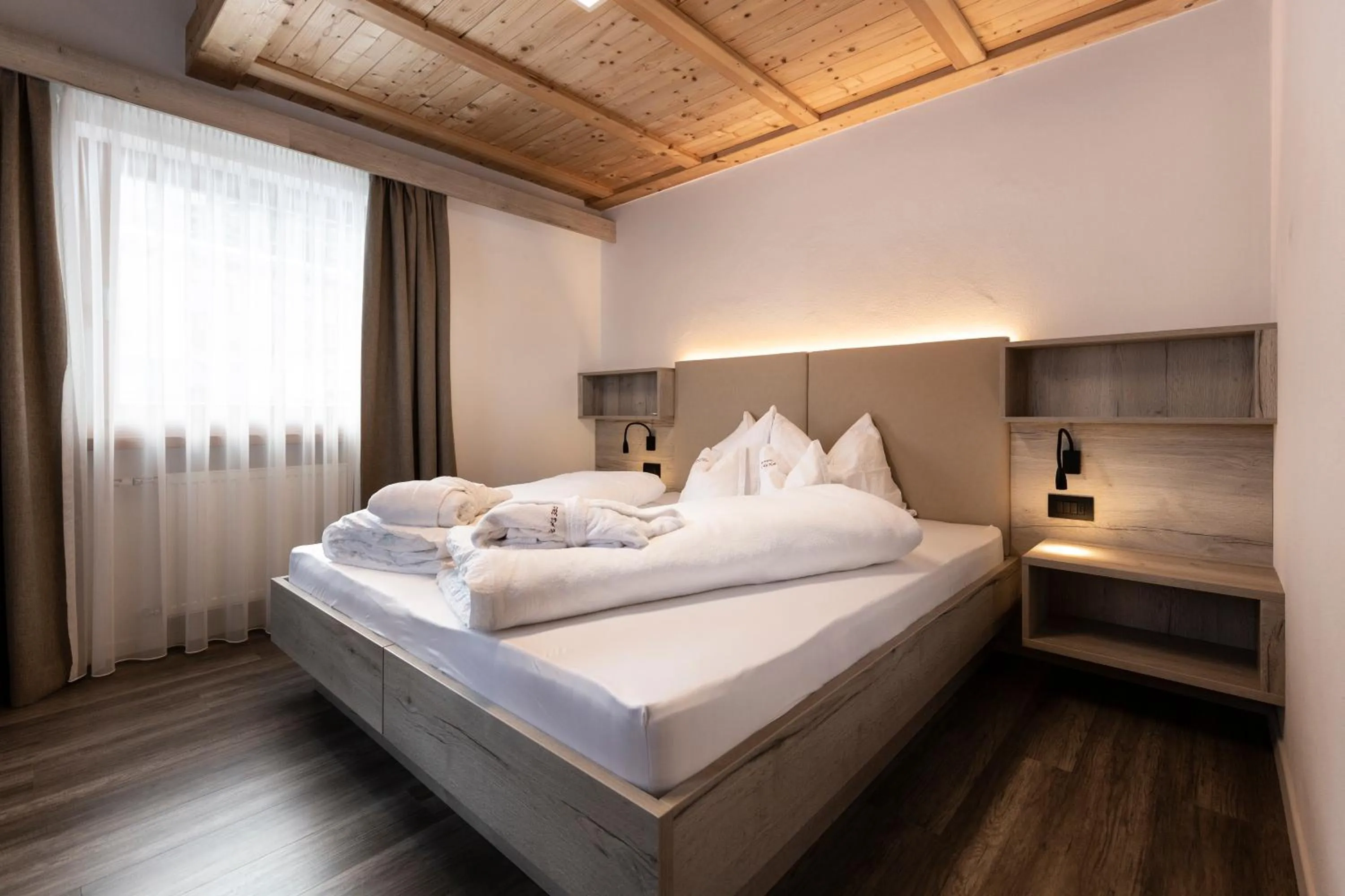 Bed in Apartments & Garnì Pre Da Nai
