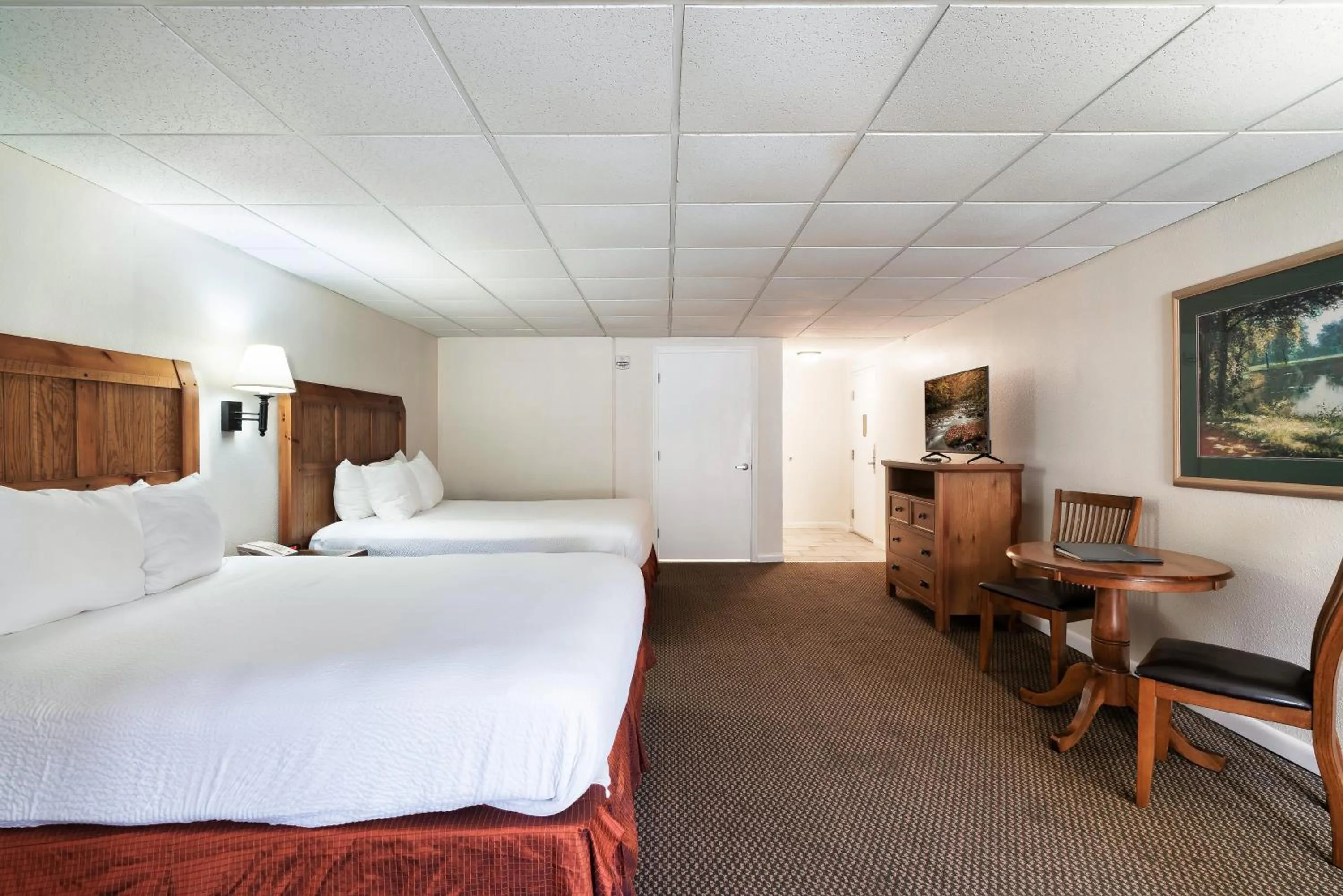 Bed in Gatlinburg Town Square