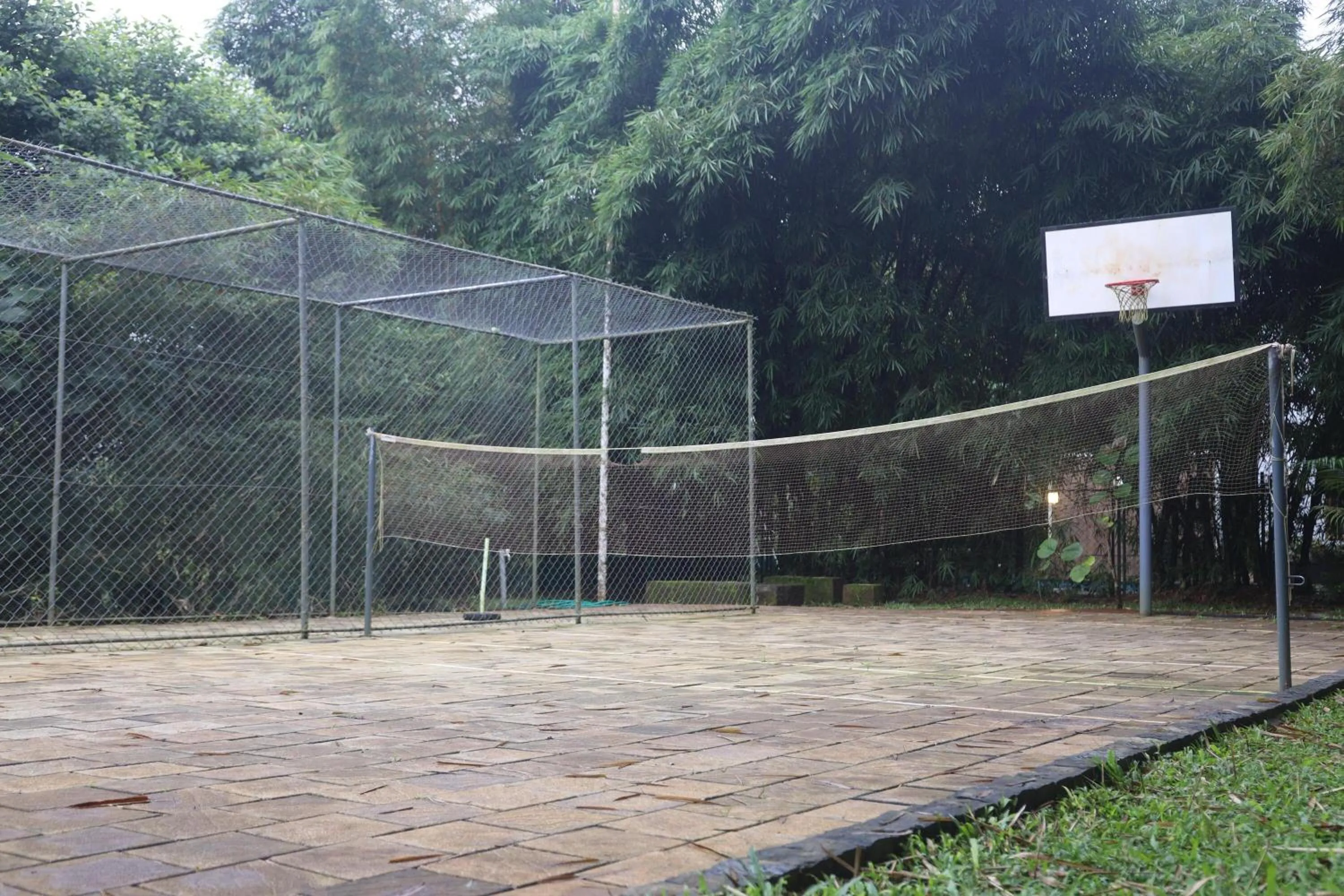 Tennis court in Le Eden Premium Wayanad Pool Resort