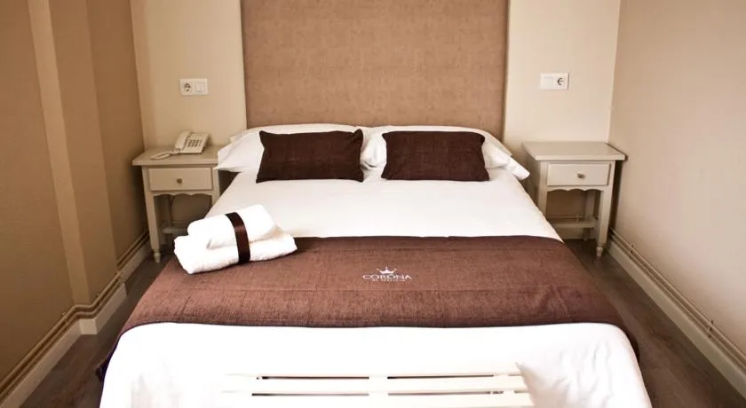 Photo of the whole room in Hotel Corona de Galicia