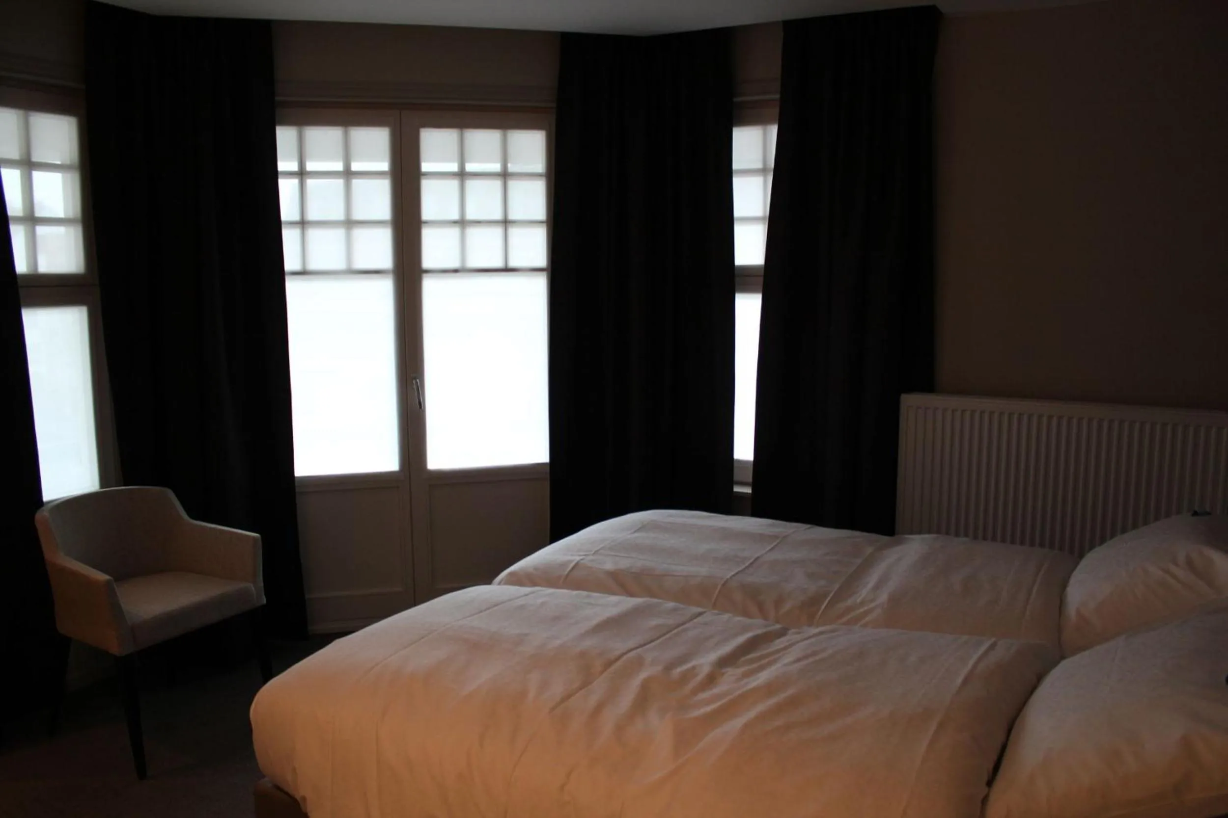 Bedroom, Bed in Hotel Astel