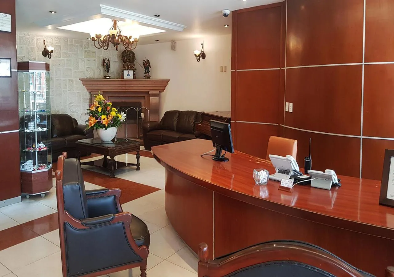 Facade/entrance in Hotel Ciros