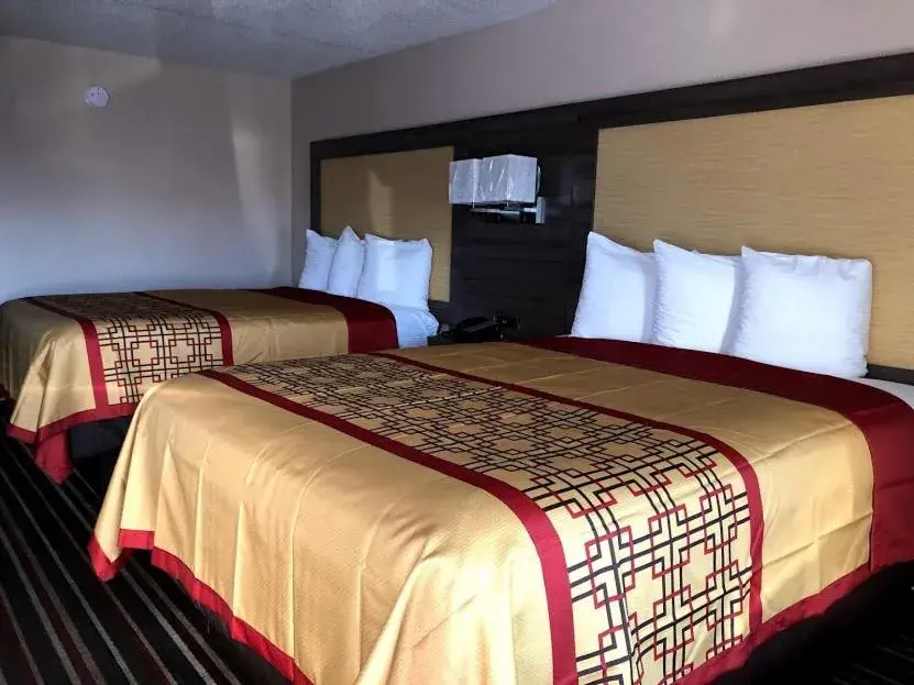 Two Queen Beds Non-Smoking in Legacy Inn - Gallatin Two Queen Beds Non-Smoking in Legacy Inn - Gallatin