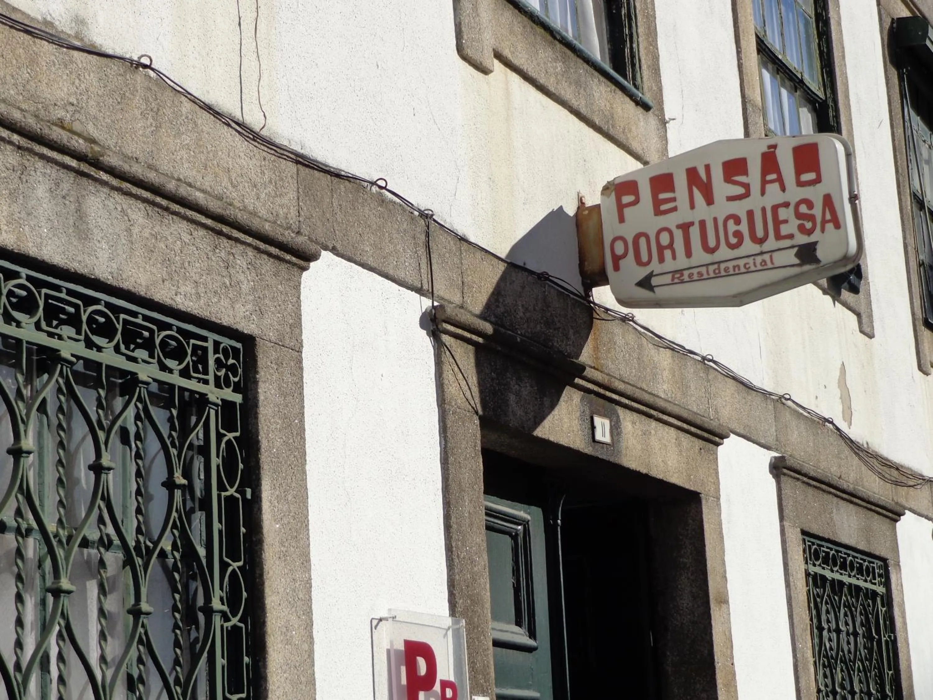 Facade/entrance in A Portuguesa Guest House