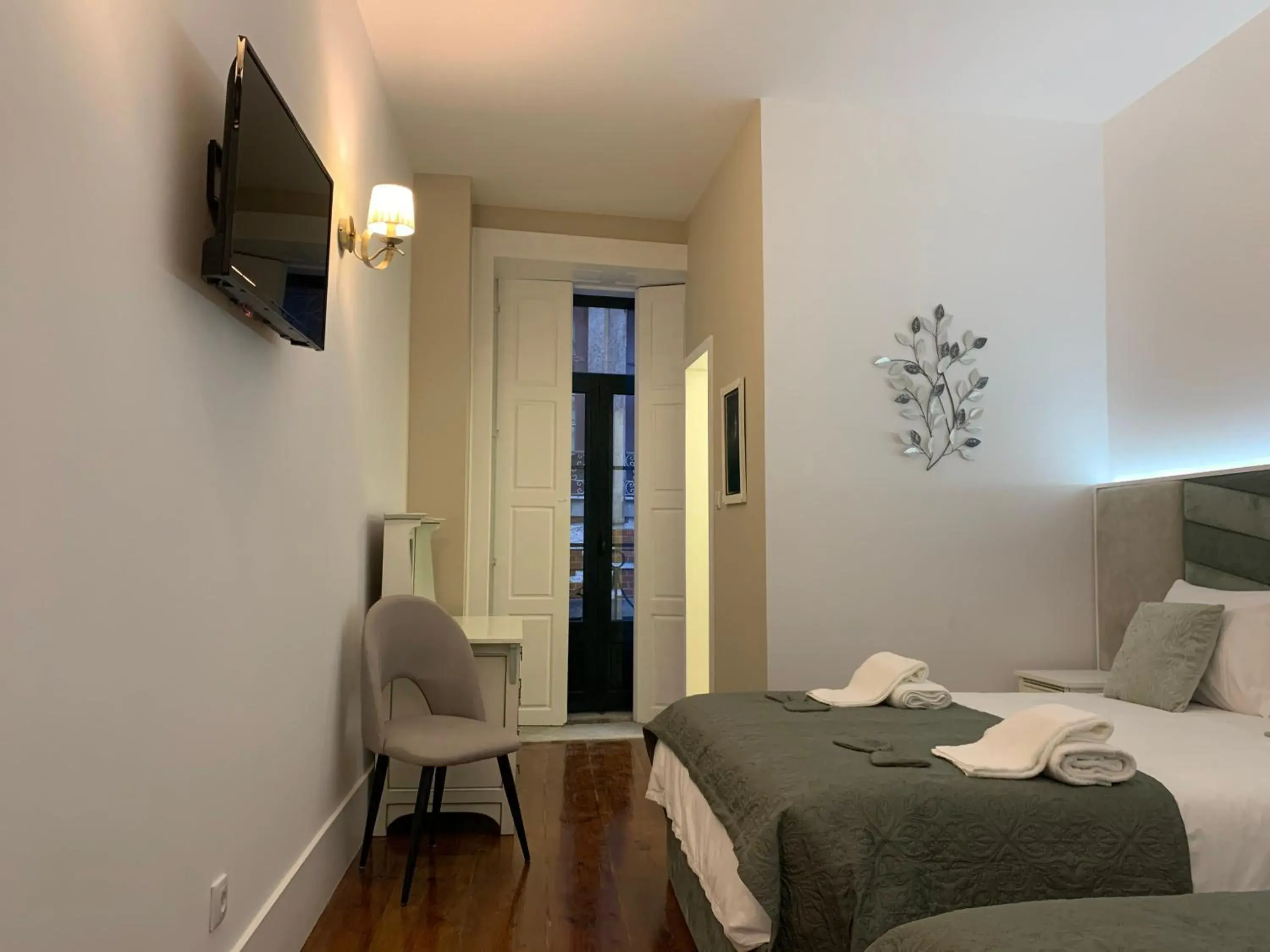 Family Room in A Portuguesa Guest House Family Room in A Portuguesa Guest House