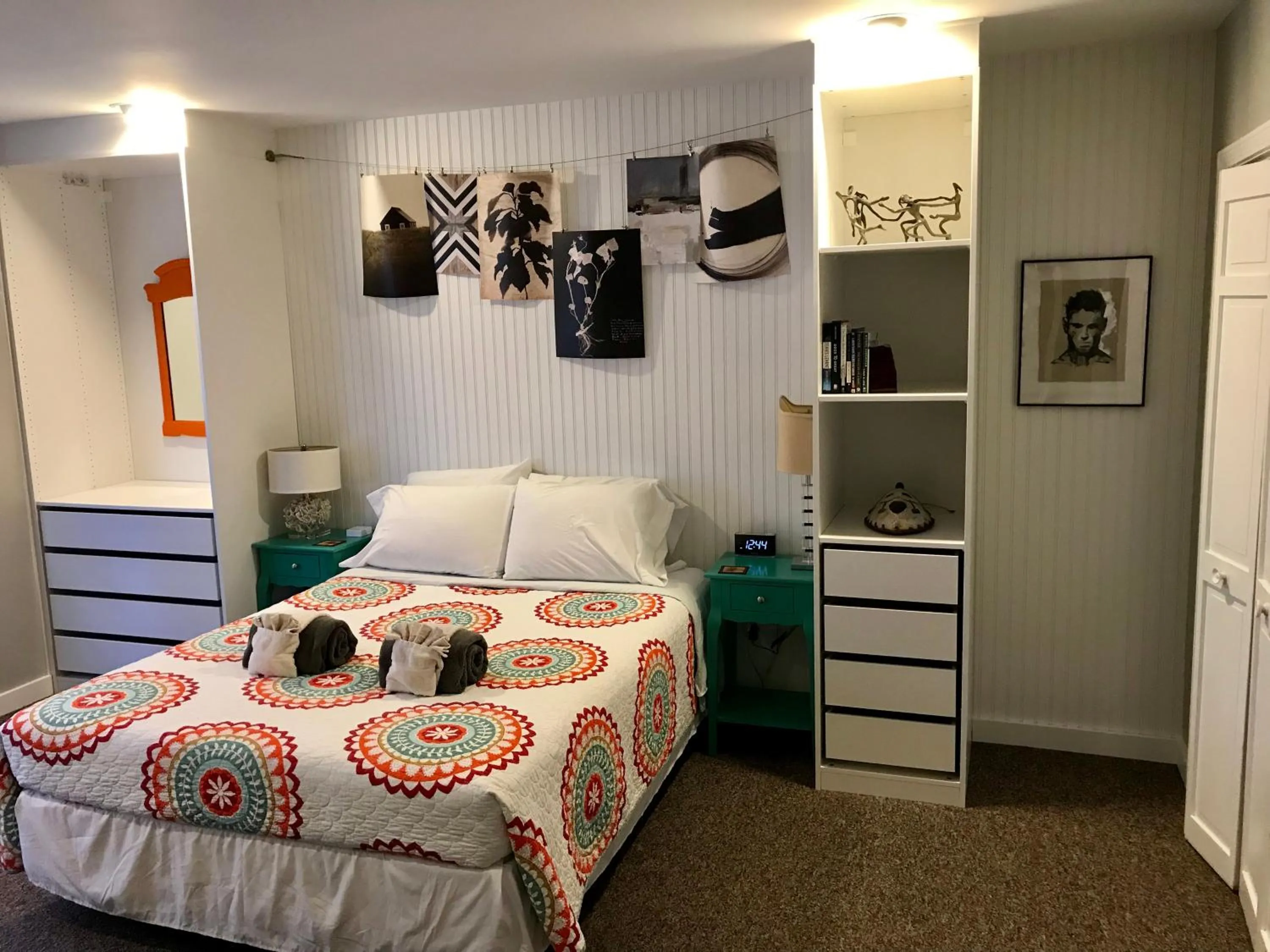 Bedroom, Bed in The John Randall House