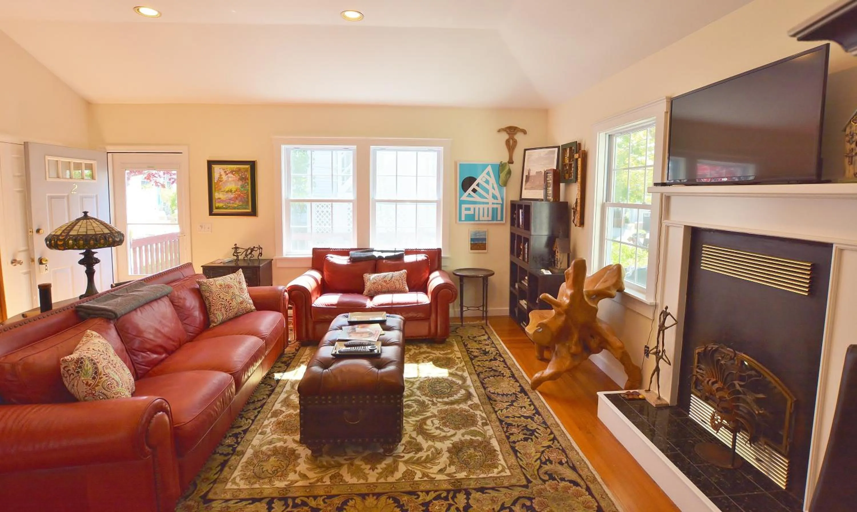 Living room in The John Randall House