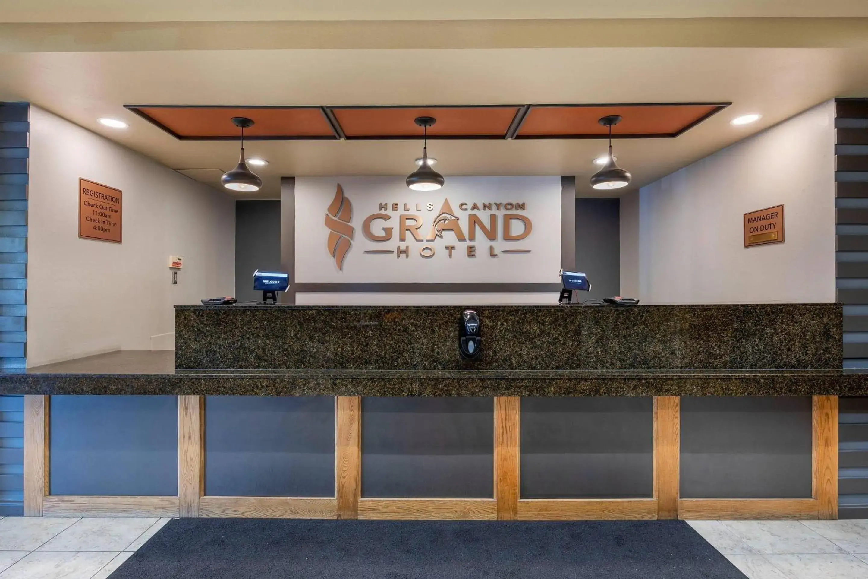 Lobby or reception in Hells Canyon Grand Hotel, an Ascend Collection Hotel Lobby or reception in Hells Canyon Grand Hotel, an Ascend Collection Hotel