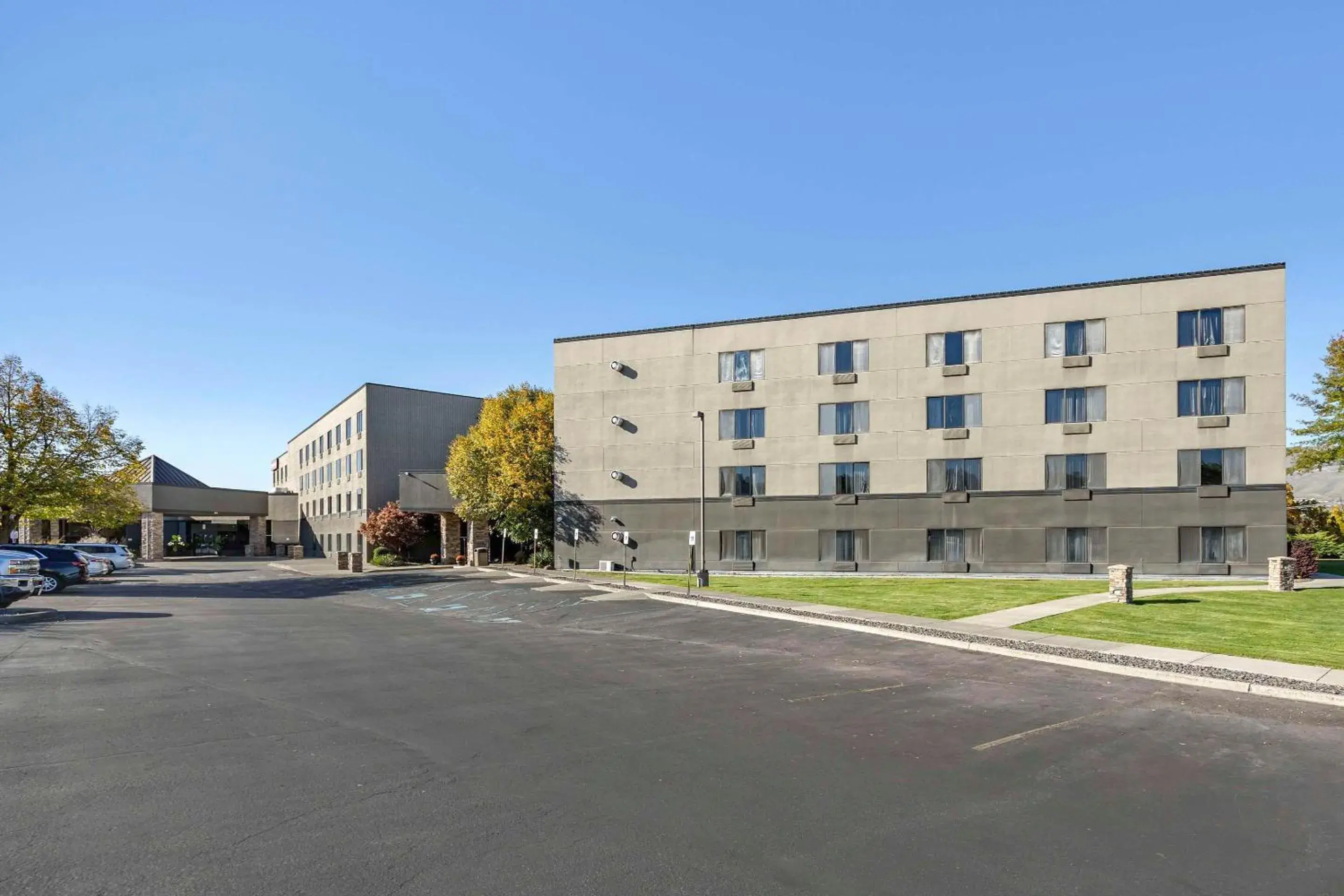 Property building in Hells Canyon Grand Hotel, an Ascend Collection Hotel Property building in Hells Canyon Grand Hotel, an Ascend Collection Hotel