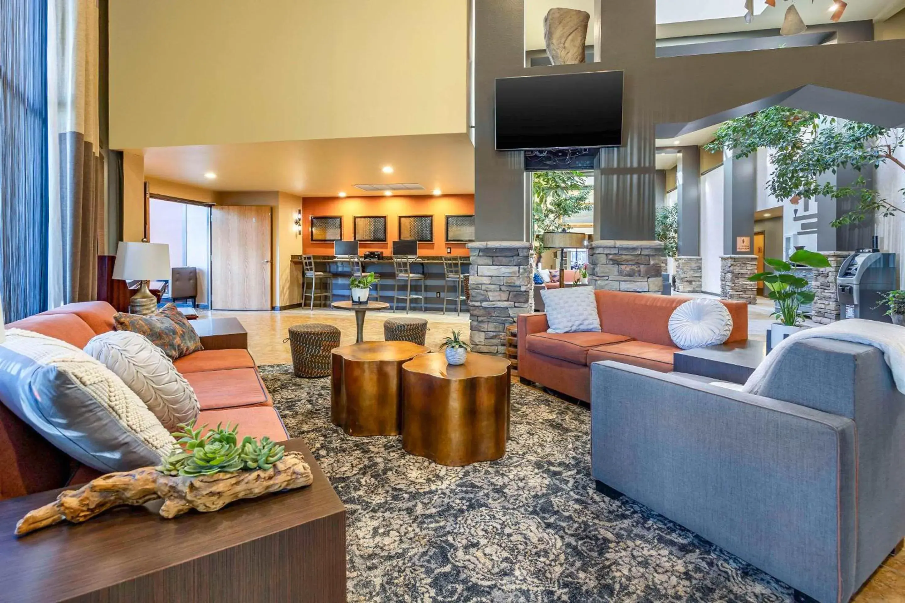 Lobby or reception in Hells Canyon Grand Hotel, an Ascend Collection Hotel Lobby or reception in Hells Canyon Grand Hotel, an Ascend Collection Hotel