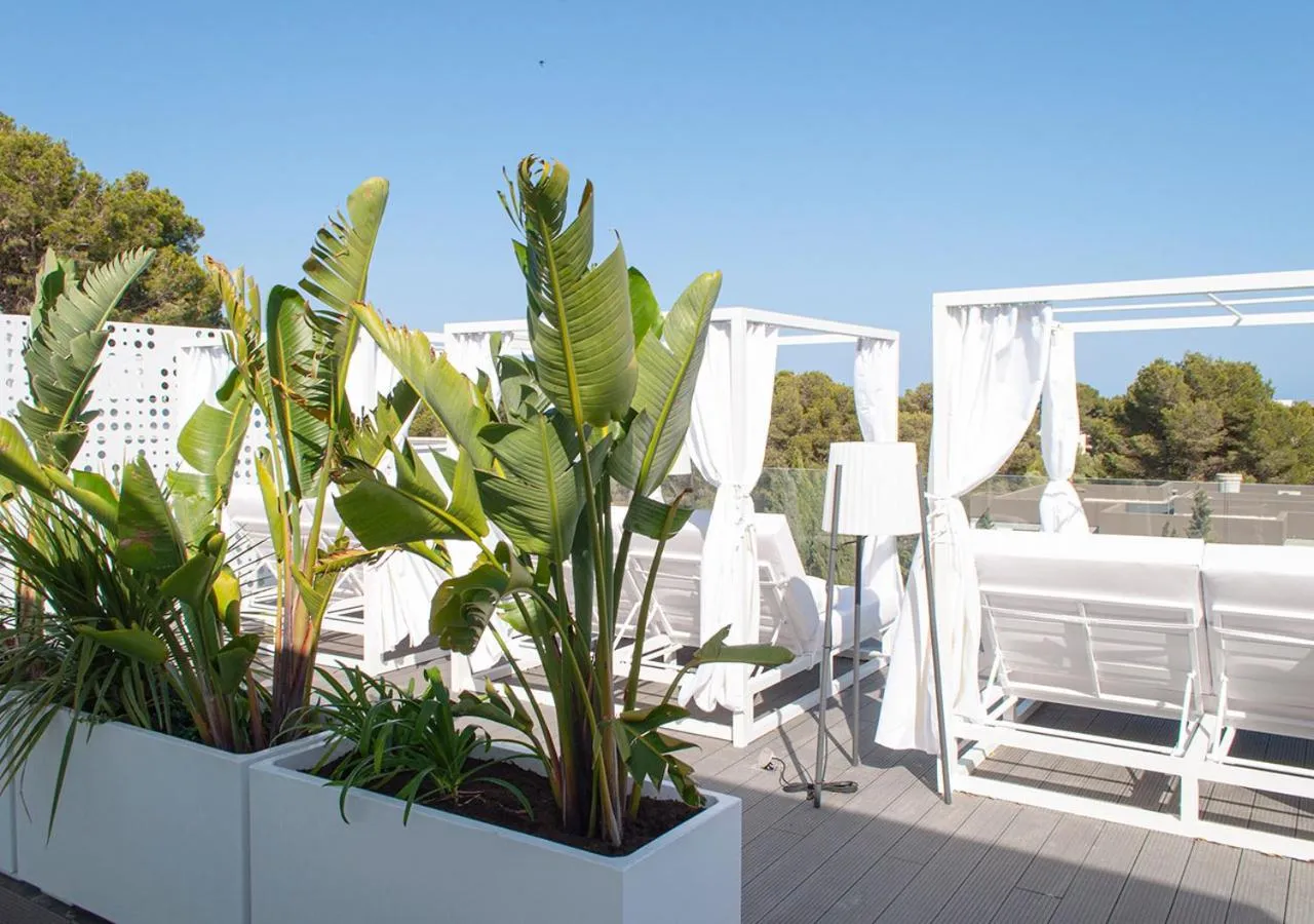 Bed in Sol i Vida Hotel - Adults Only