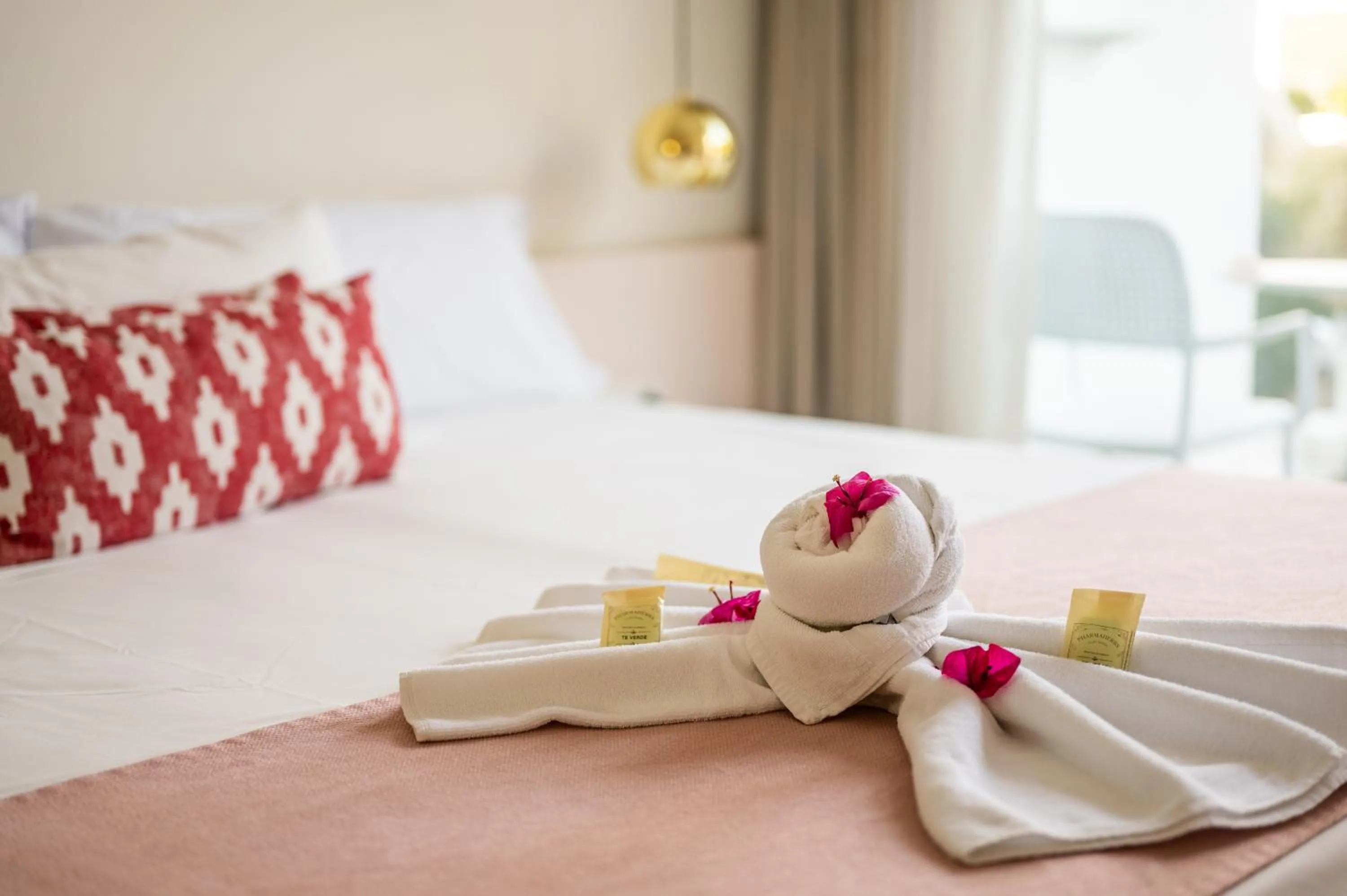 Bed in Sol i Vida Hotel - Adults Only