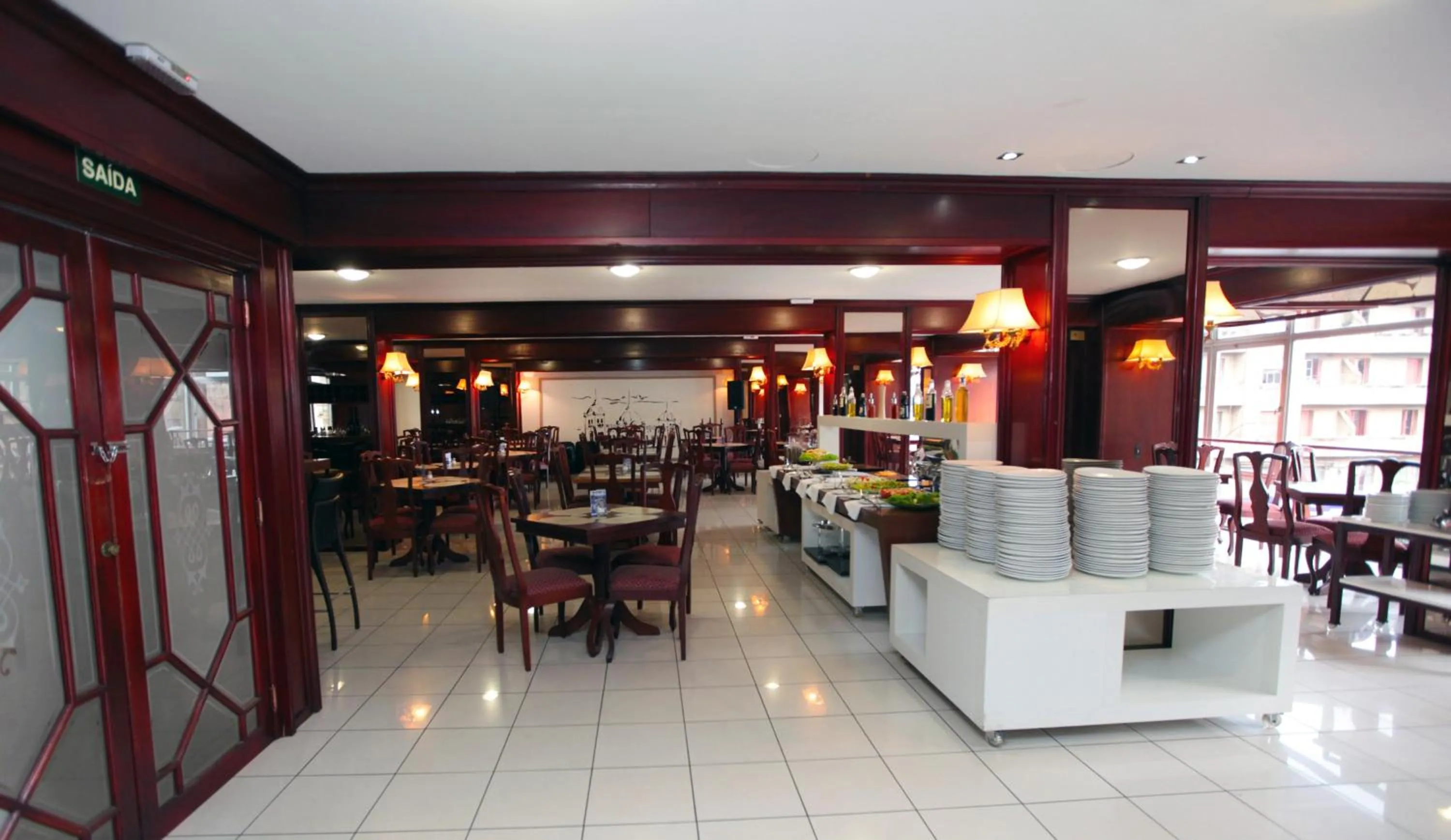 Restaurant/places to eat in Hotel Obino Bagé