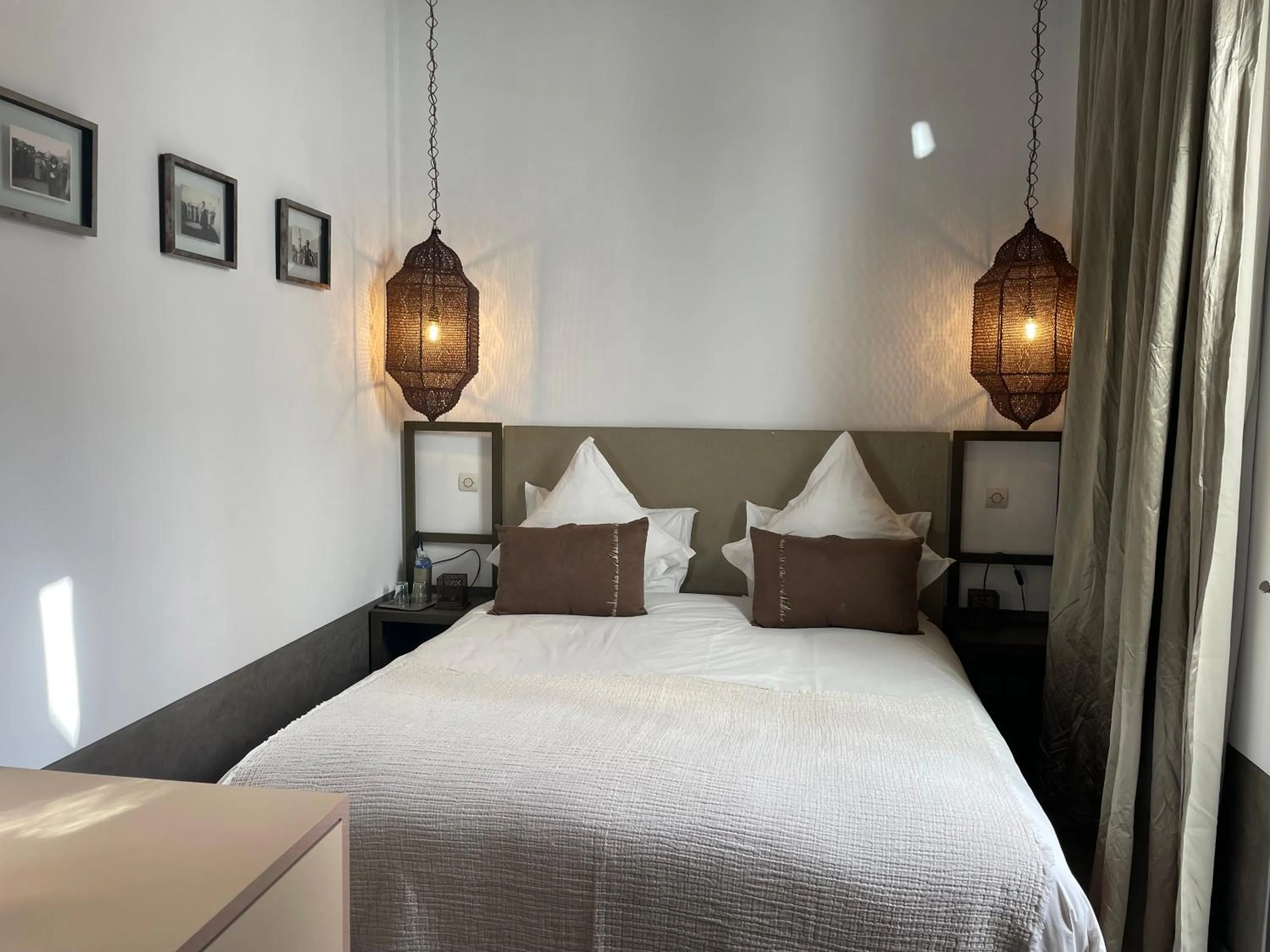 Photo of the whole room, Bed in Riad Dar 73