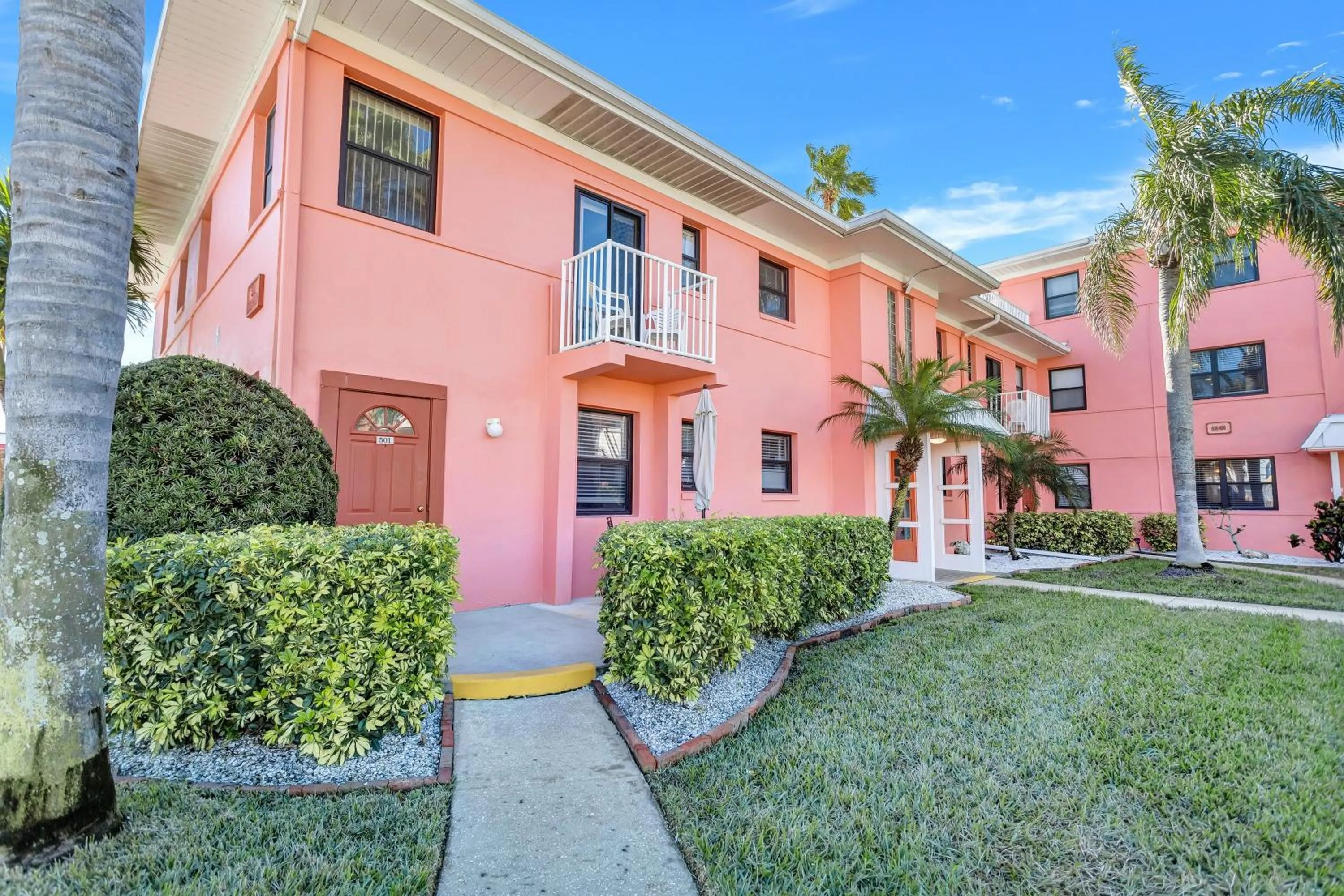 Property building in Gulf Winds Resort by Travel Resort Services