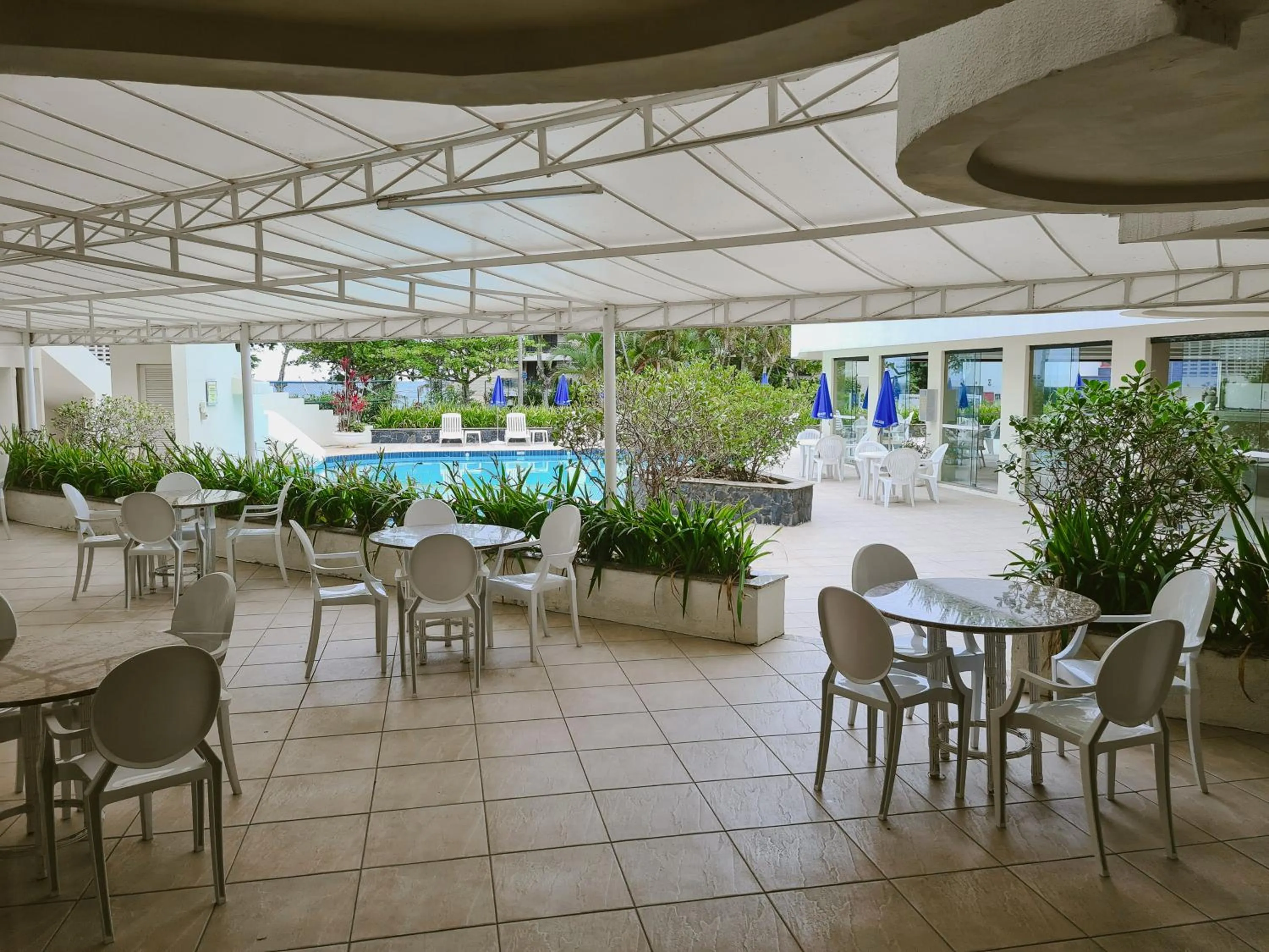 Restaurant/places to eat in Praia Brava Hotel