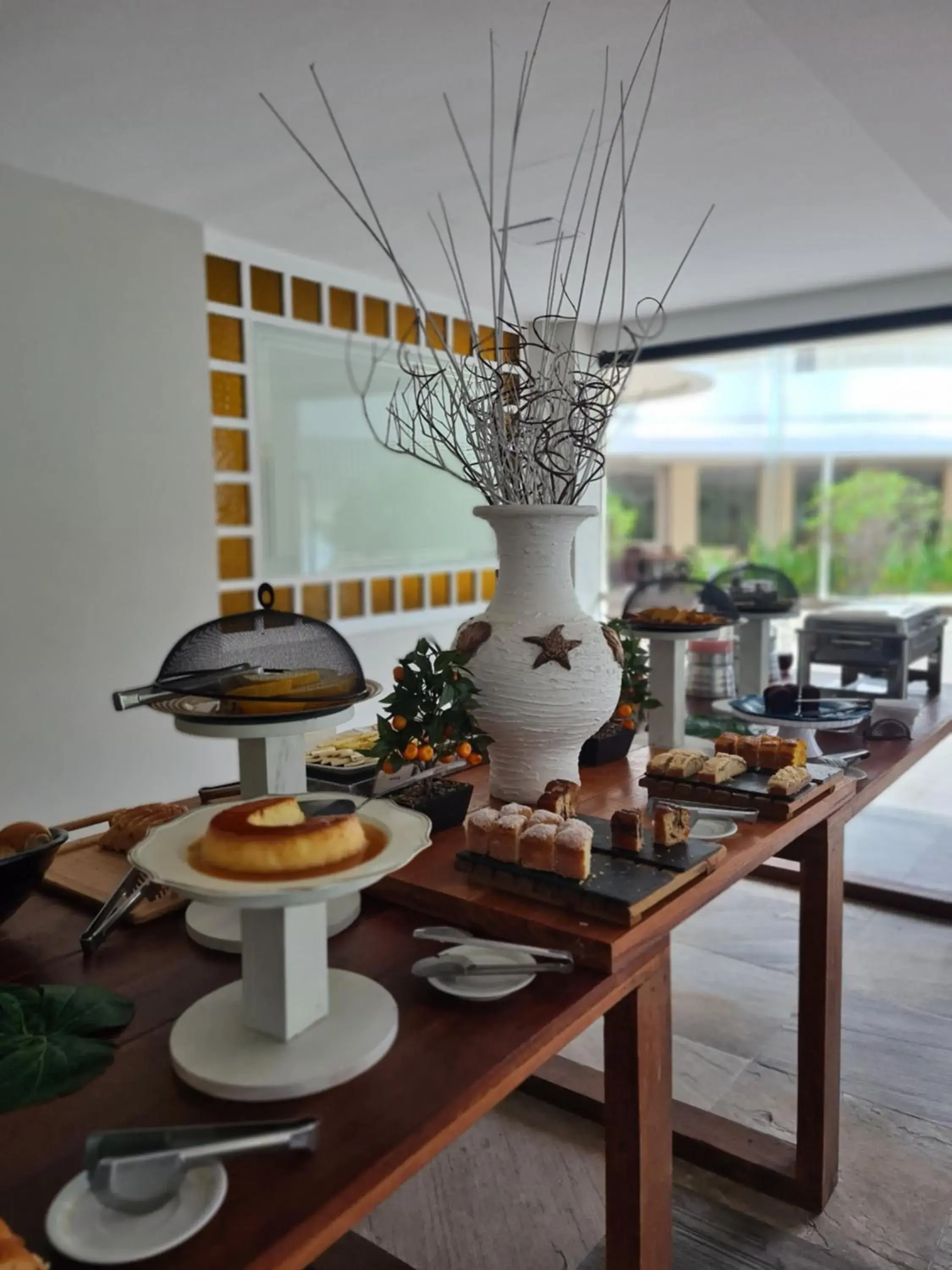 Food and drinks in Praia Brava Hotel Food and drinks in Praia Brava Hotel