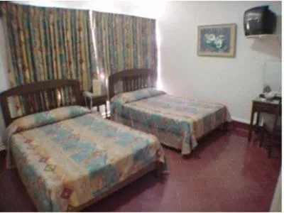 Bed in Hotel 5a Avenida