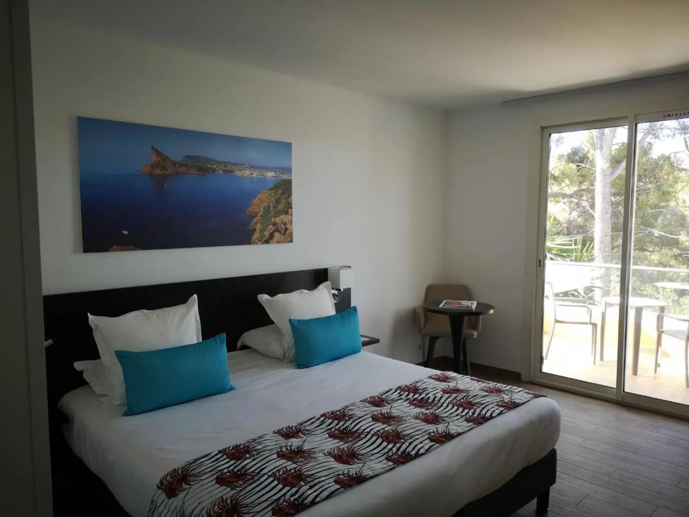 Bed in Hôtel Corniche du Liouquet