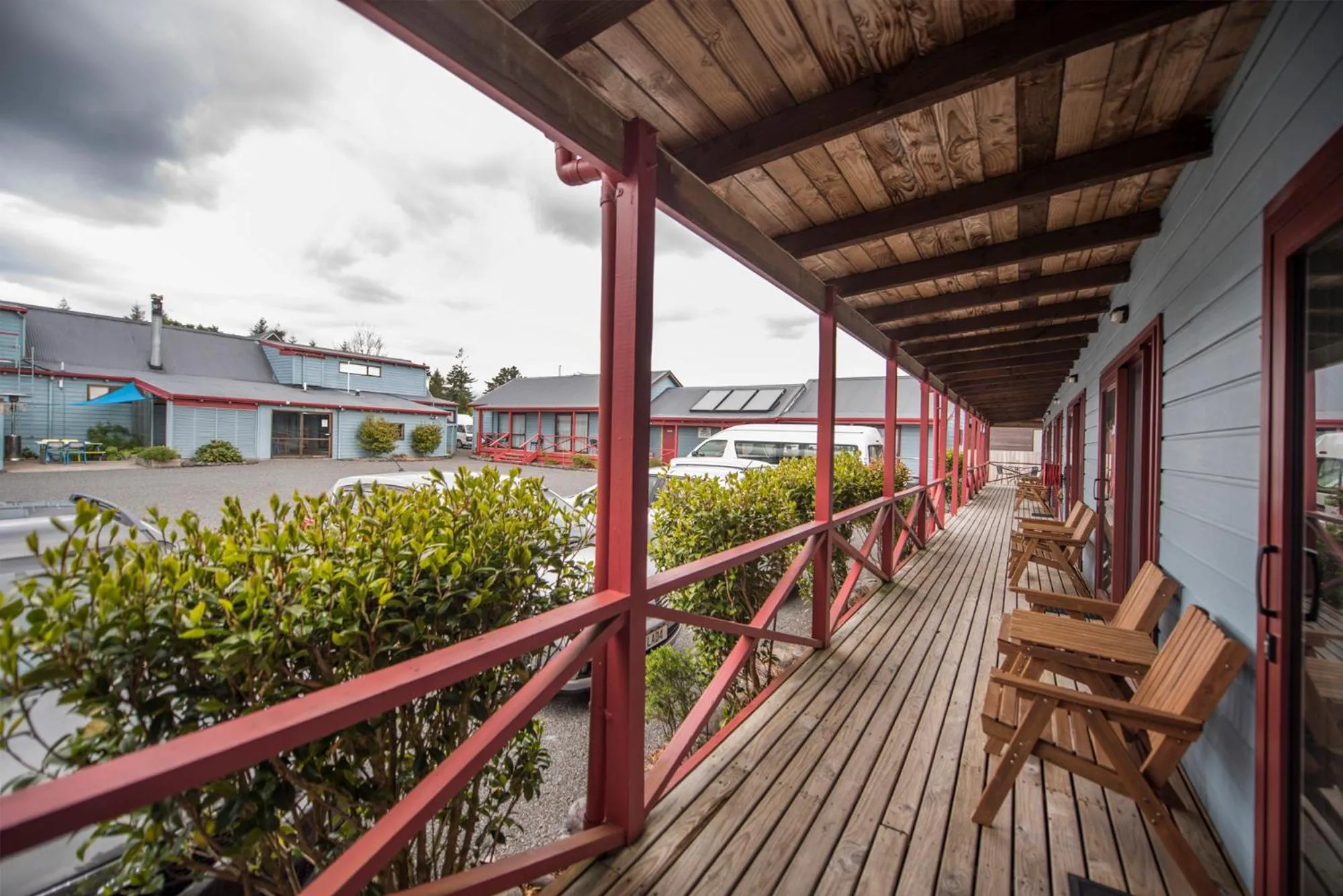 Patio in Adventure Lodge and Motels and Tongariro Crossing Track Transport