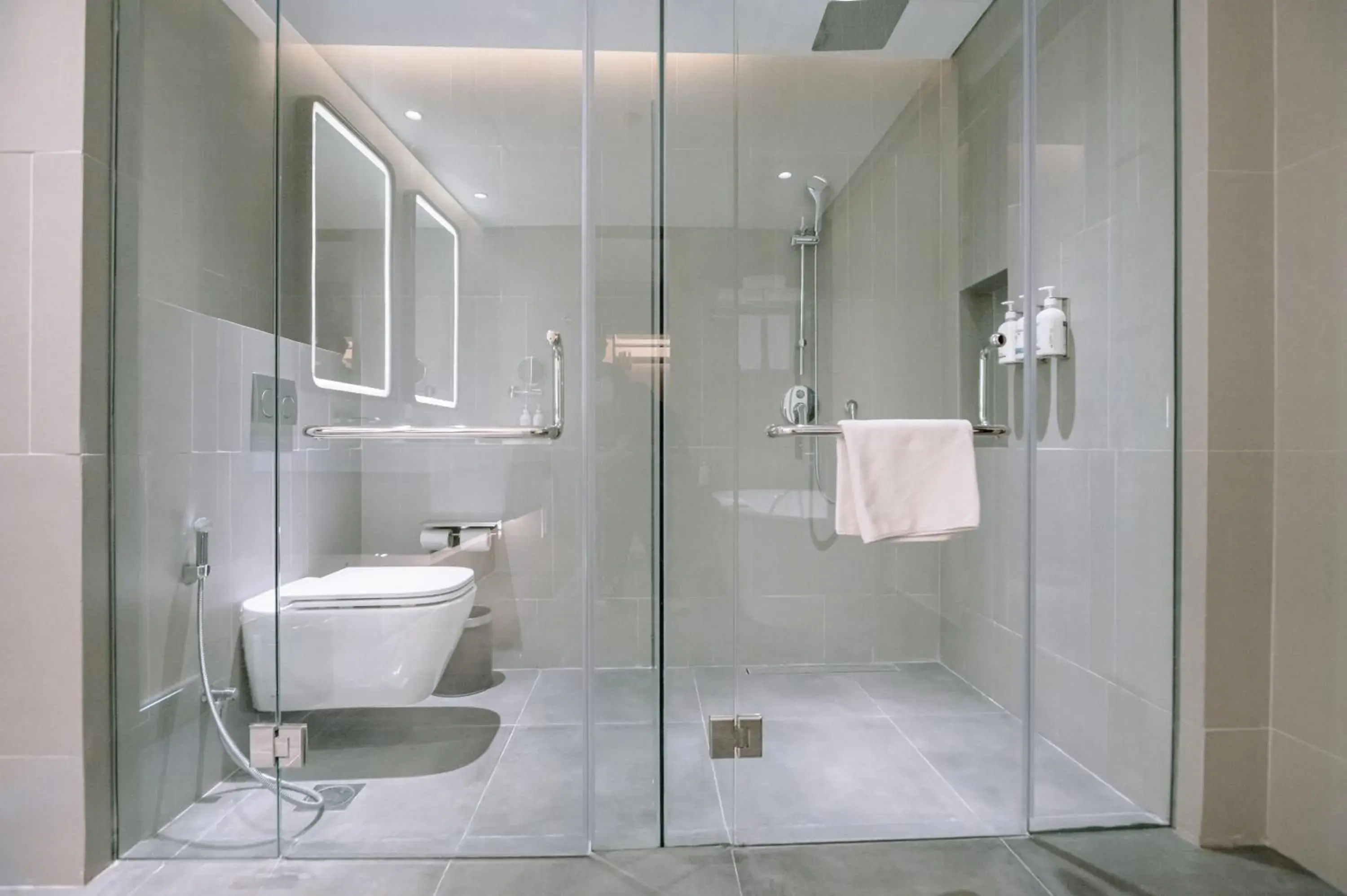 Bathroom in Holiday Inn Lampung Bukit Randu by IHG Bathroom in Holiday Inn Lampung Bukit Randu by IHG