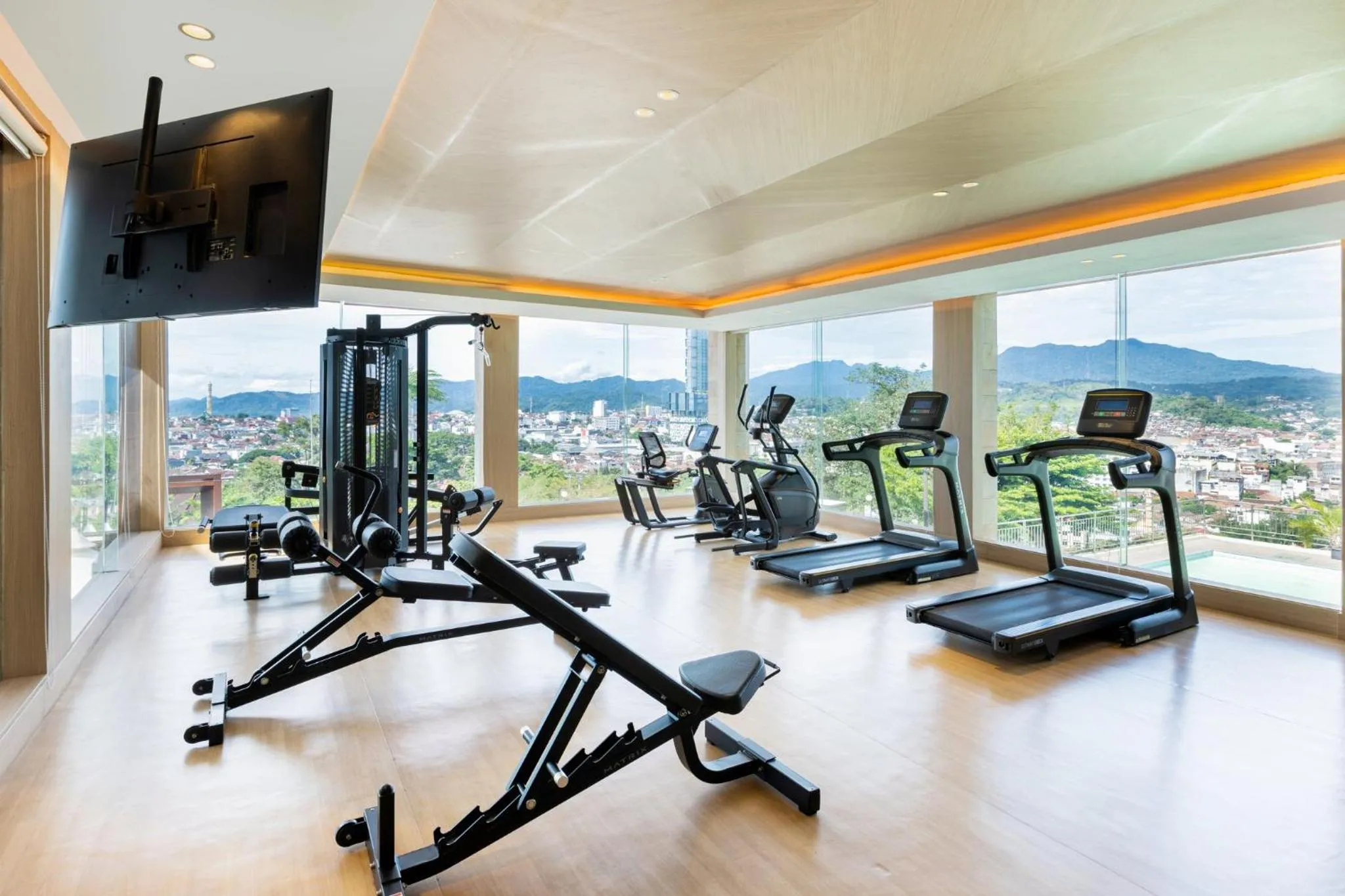 Fitness centre/facilities in Holiday Inn Lampung Bukit Randu by IHG