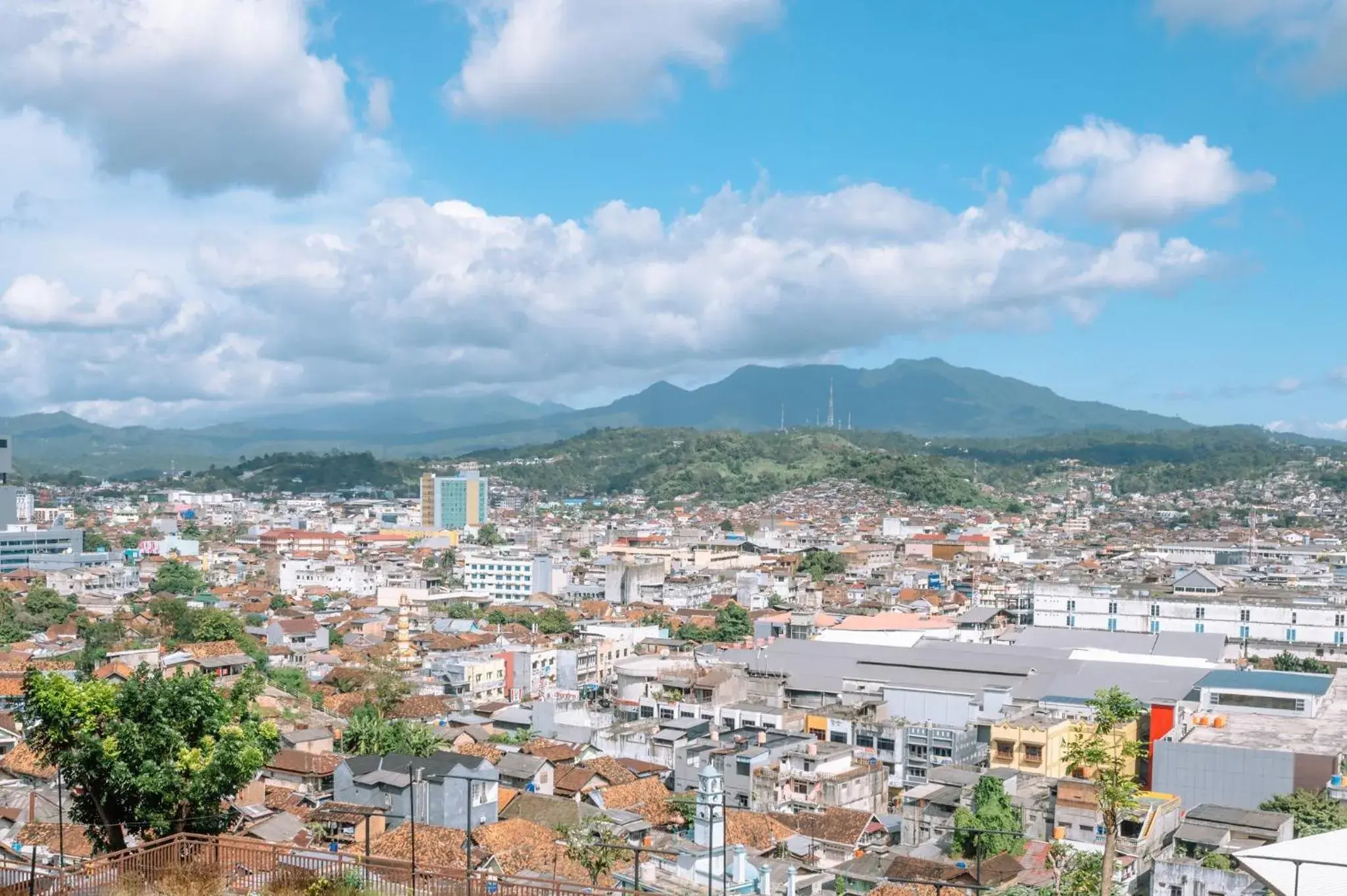 Property building in Holiday Inn Lampung Bukit Randu by IHG Property building in Holiday Inn Lampung Bukit Randu by IHG