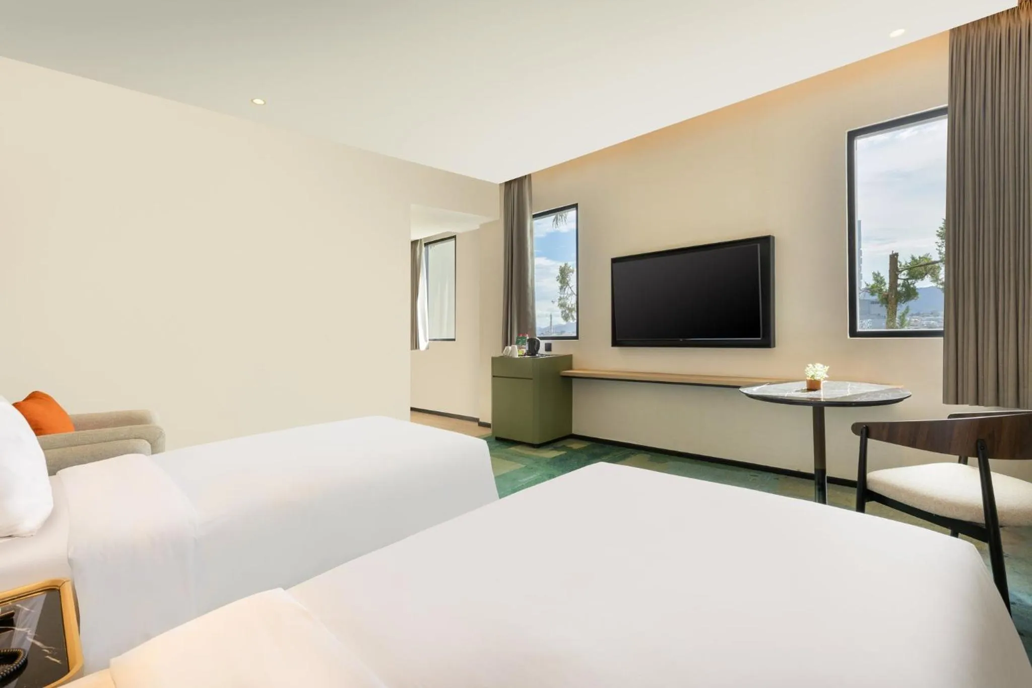 Photo of the whole room, Bed in Holiday Inn Lampung Bukit Randu by IHG