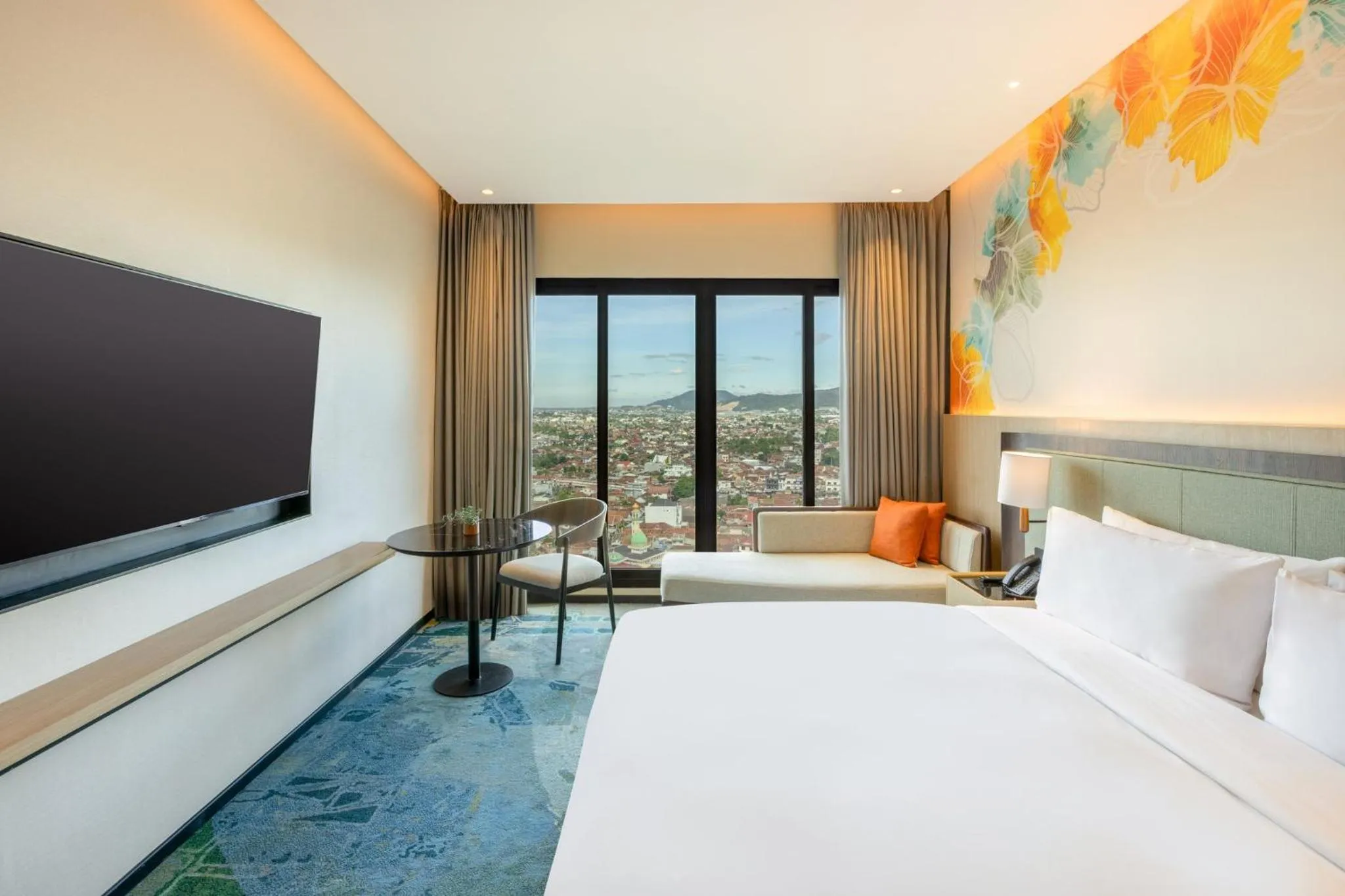 Photo of the whole room, Bed in Holiday Inn Lampung Bukit Randu by IHG